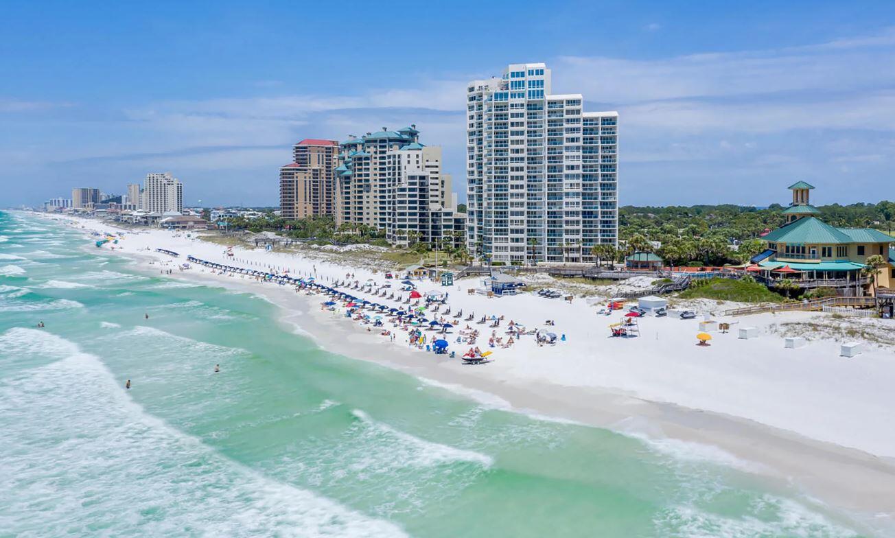 BAHIA CONDO - Residential