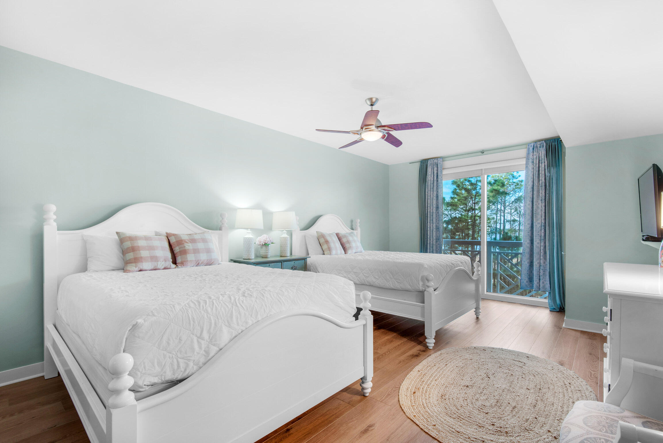 BAHIA CONDO - Residential