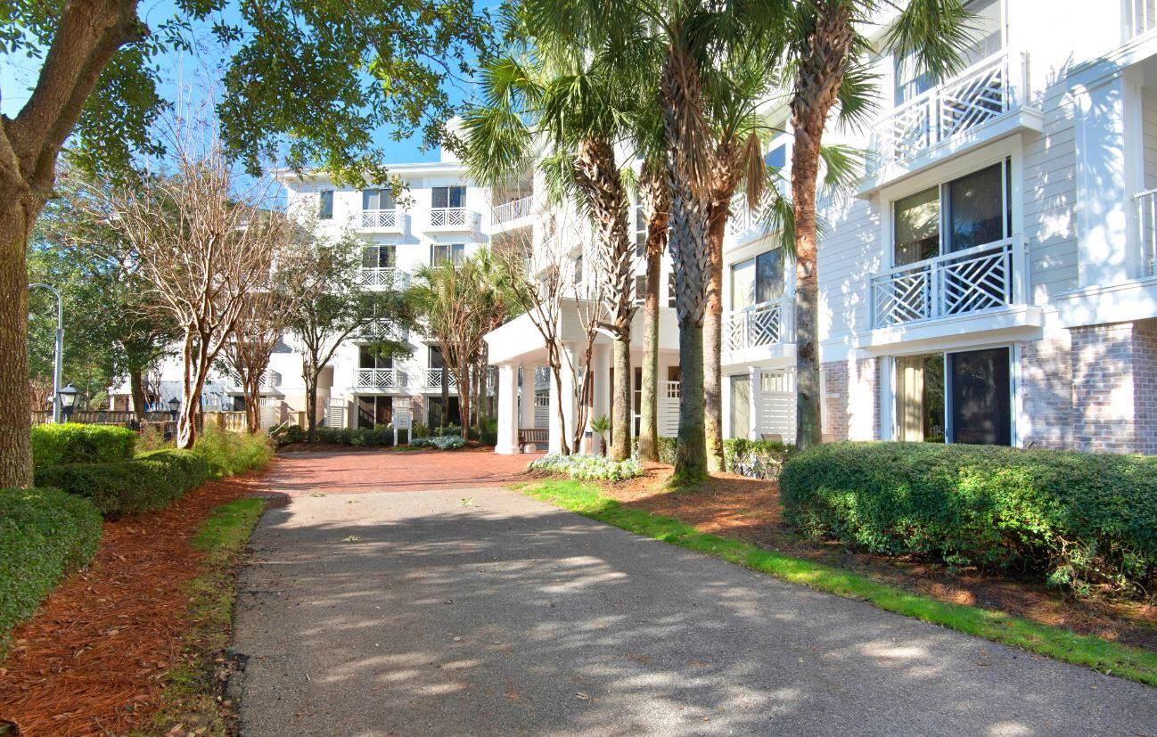 BAHIA CONDO - Residential