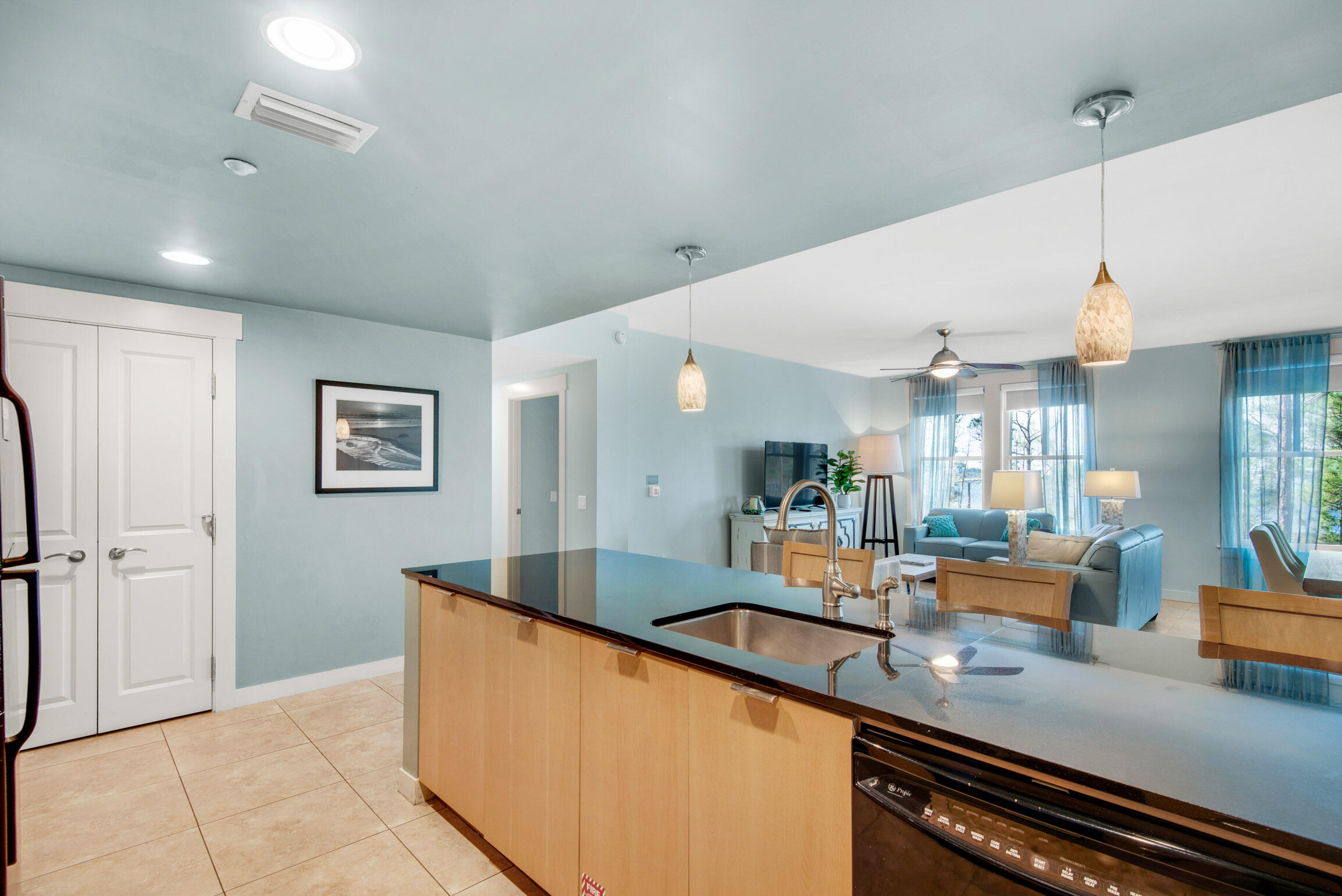 BAHIA CONDO - Residential