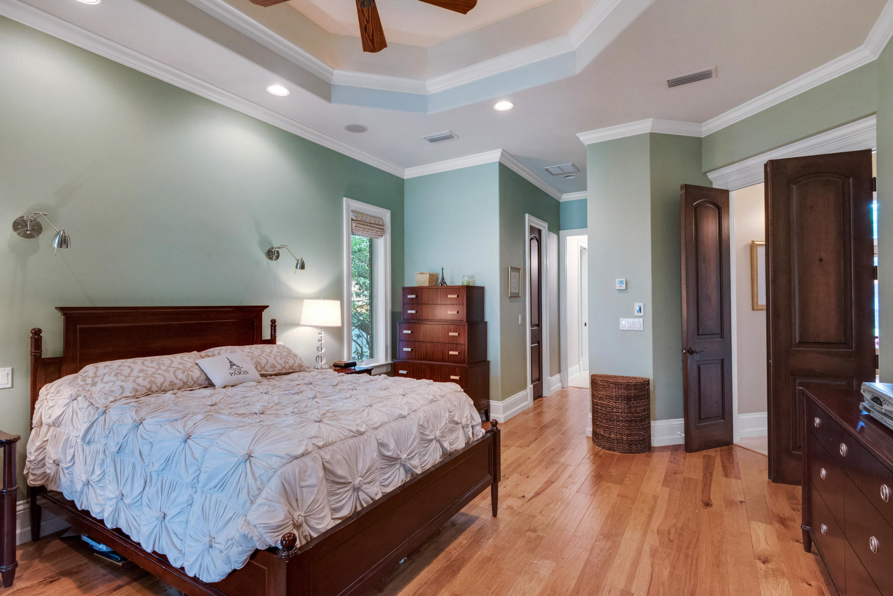 Elliot Point - Residential