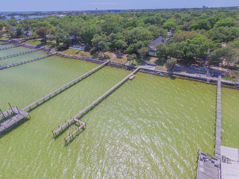 Elliot Point - Residential