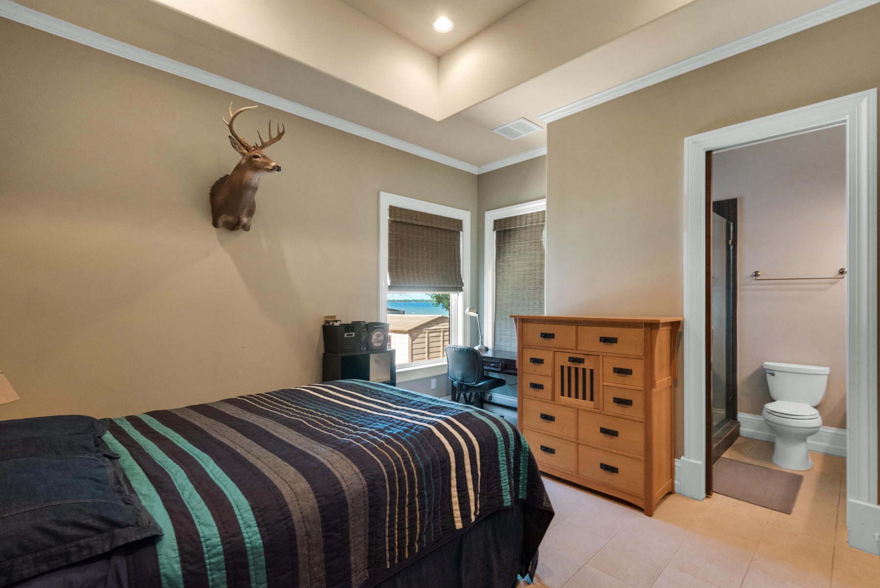 Elliot Point - Residential