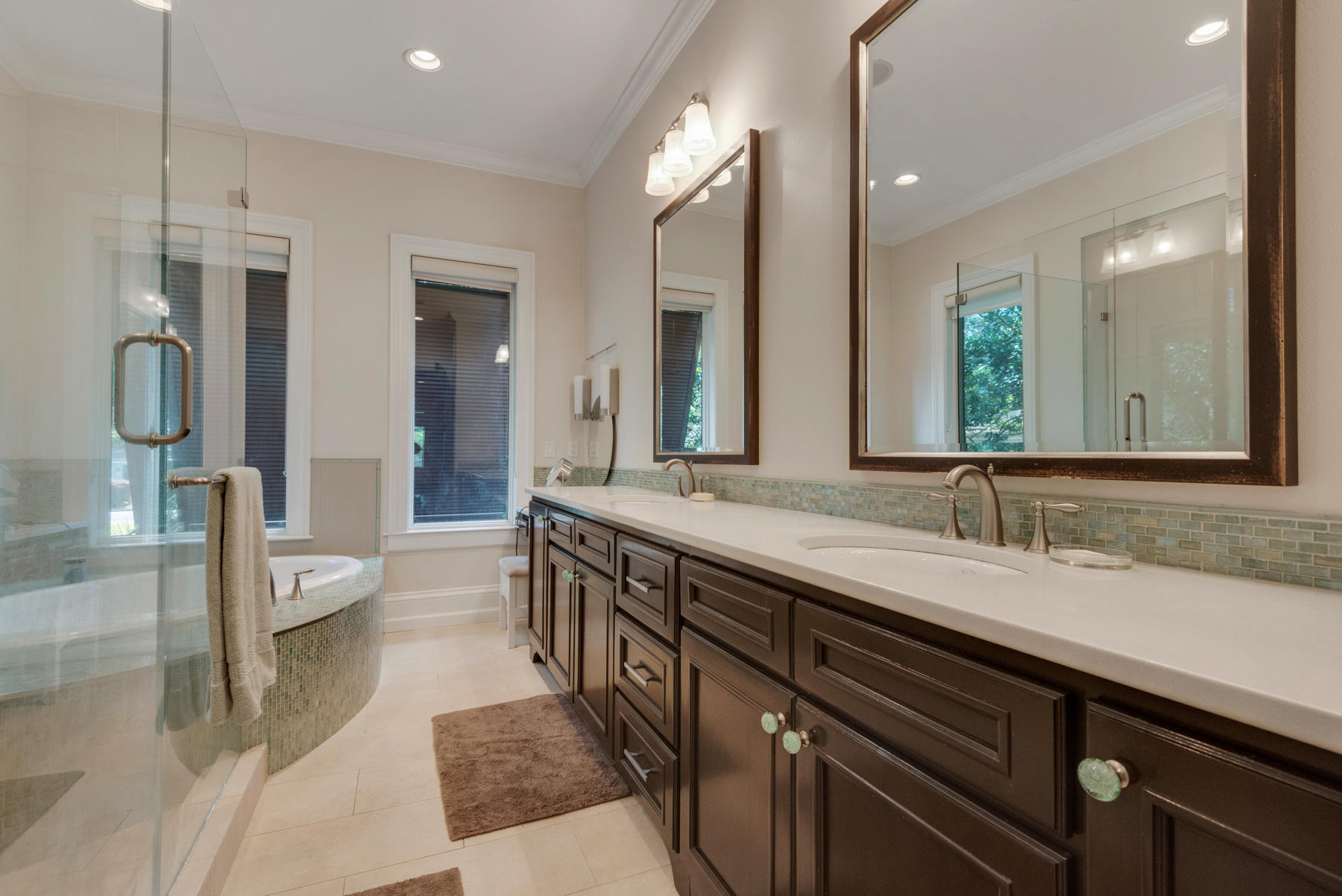 Elliot Point - Residential