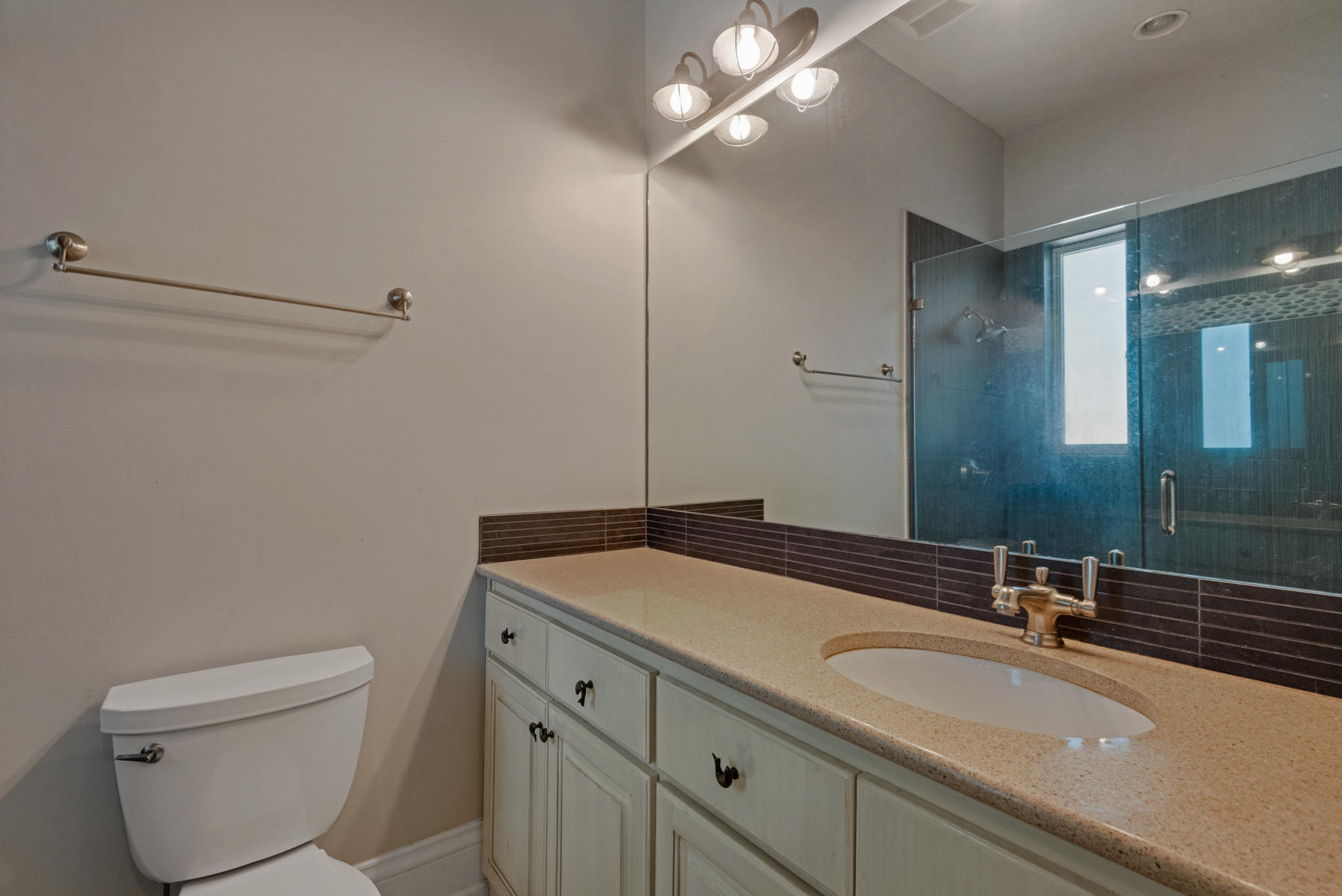 Elliot Point - Residential