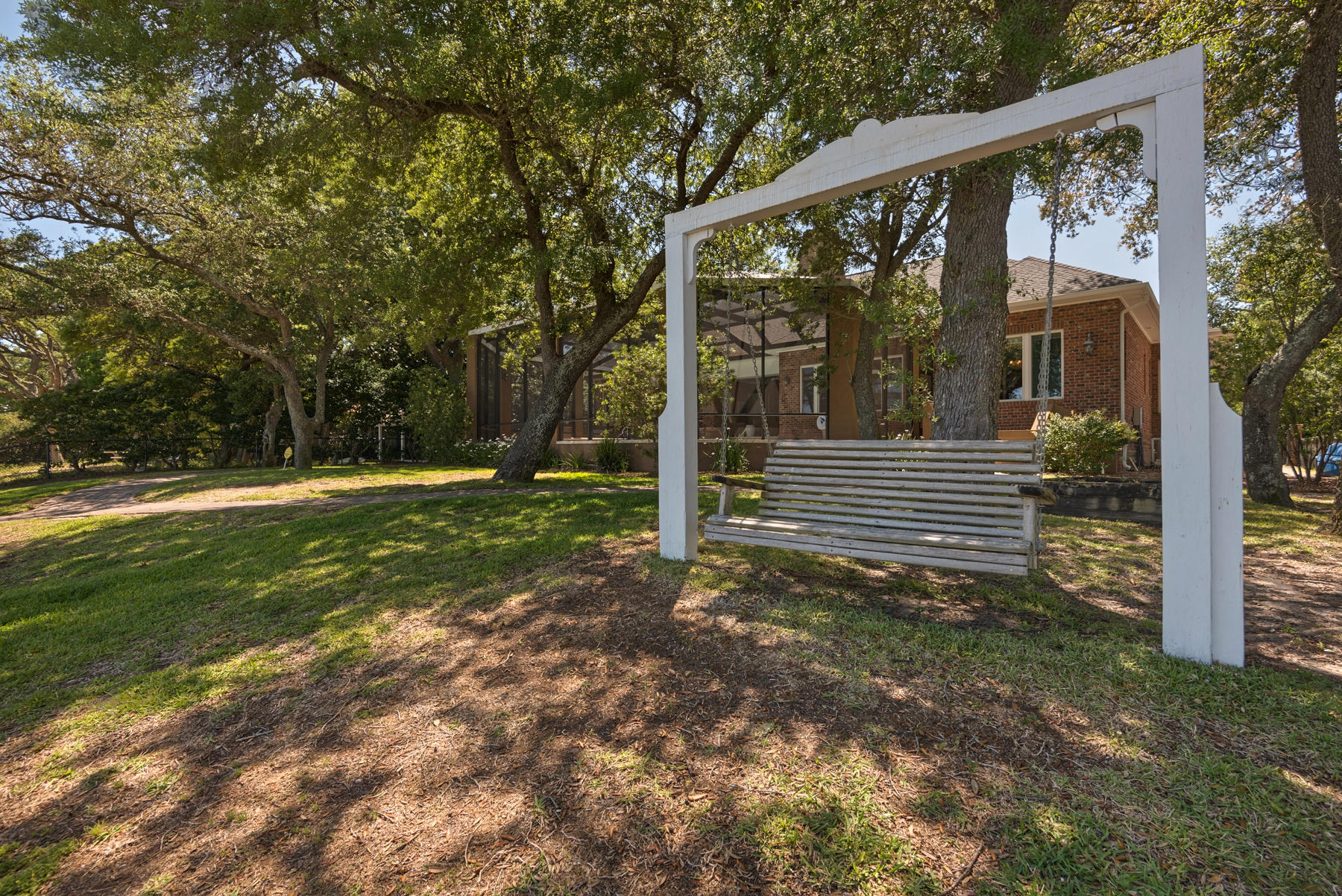 Elliot Point - Residential