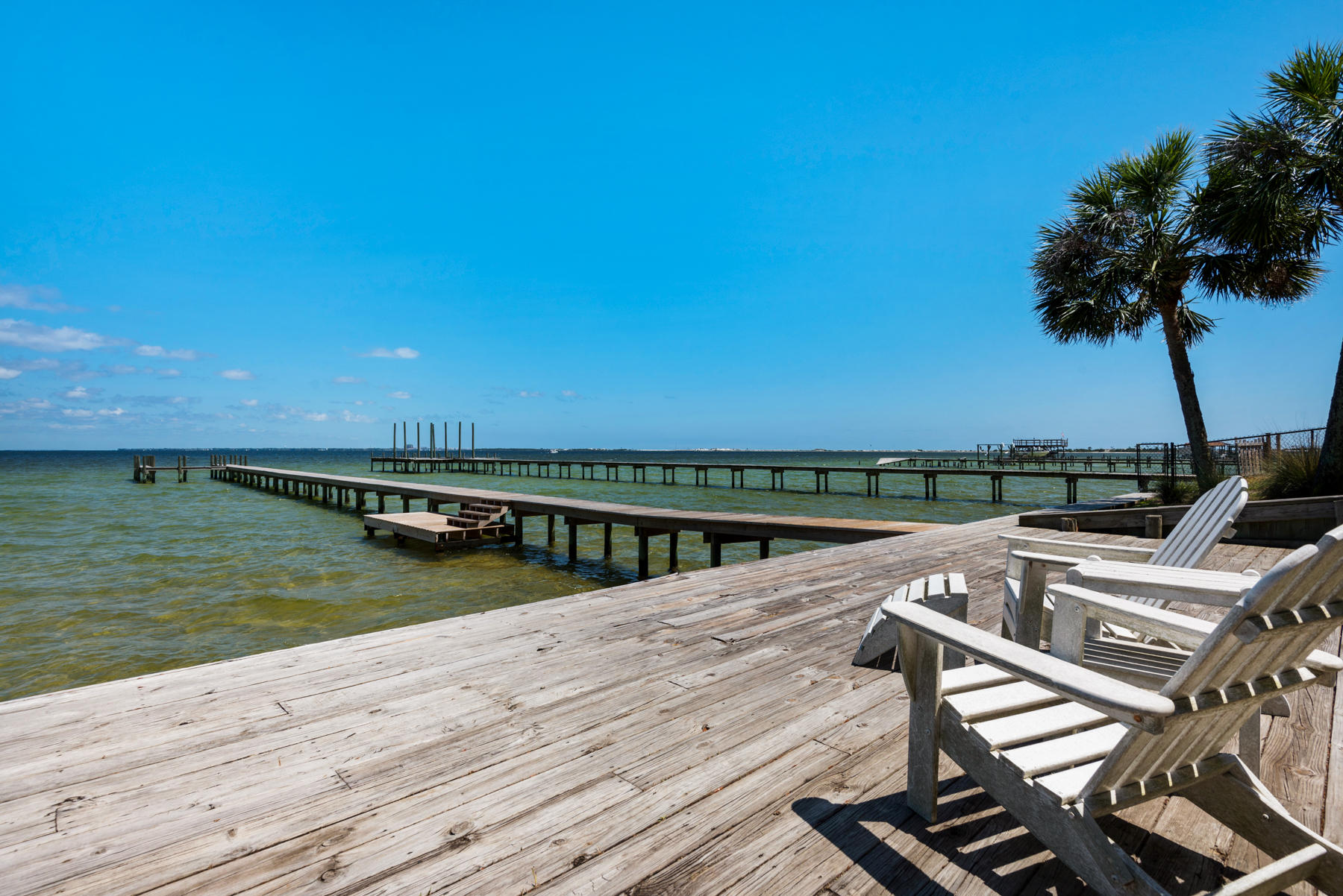 Elliot Point - Residential