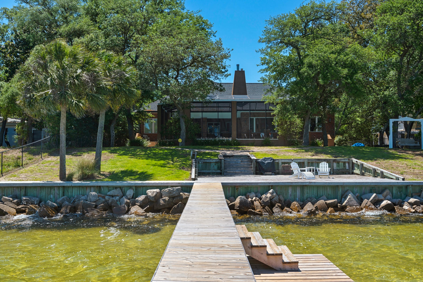 Elliot Point - Residential