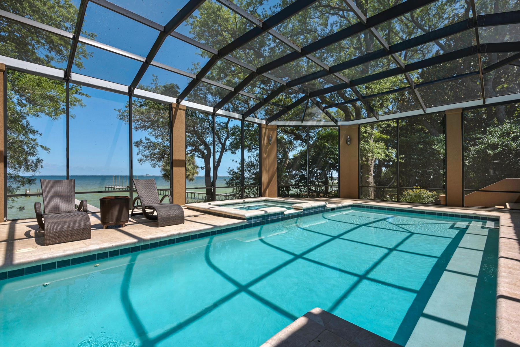 Elliot Point - Residential