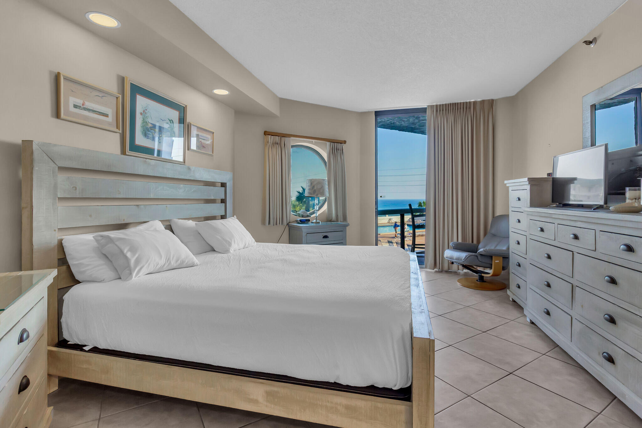 DESTIN SURFSIDE CONDO - Residential