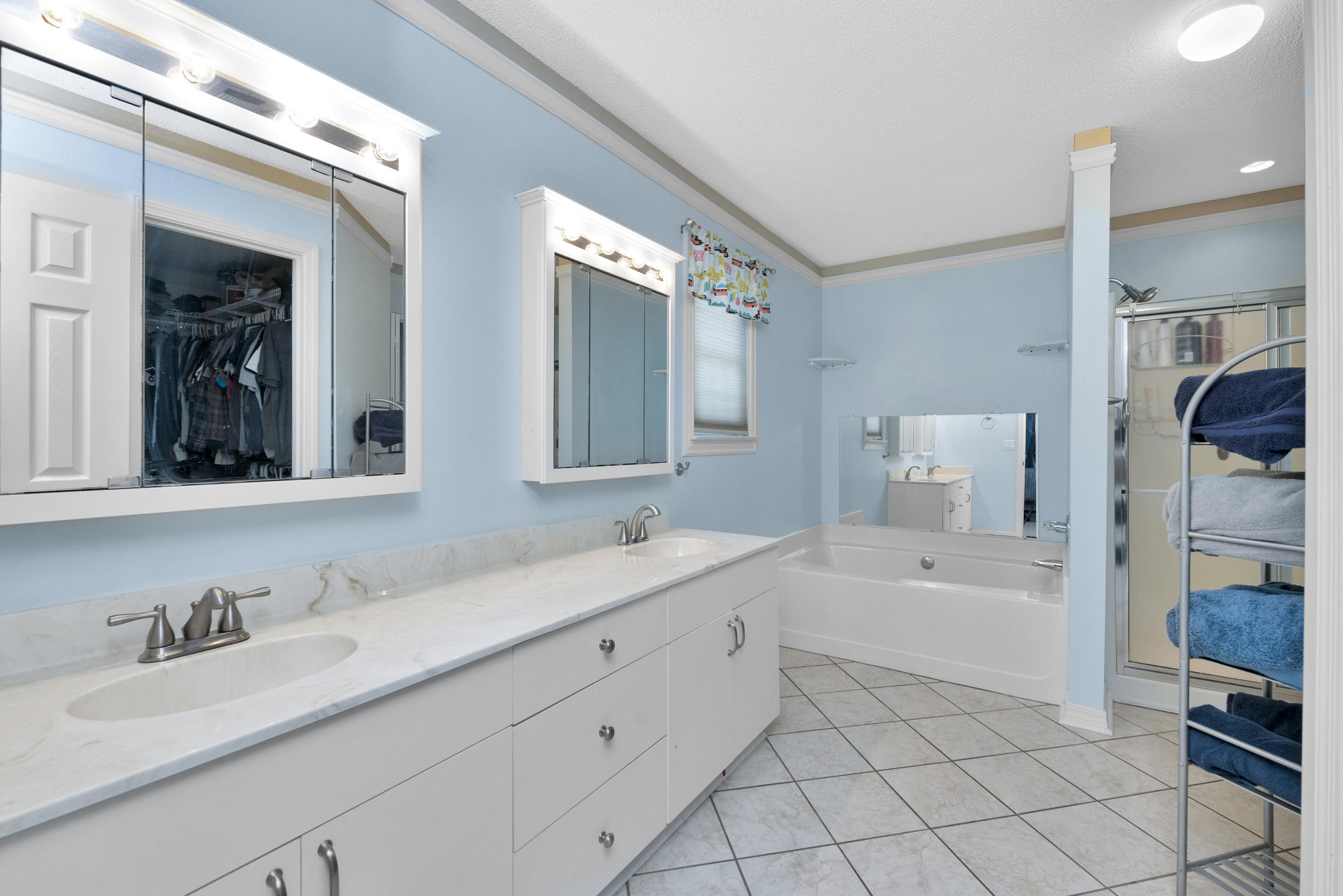 WESTVIEW ESTATES PH 1 - Residential