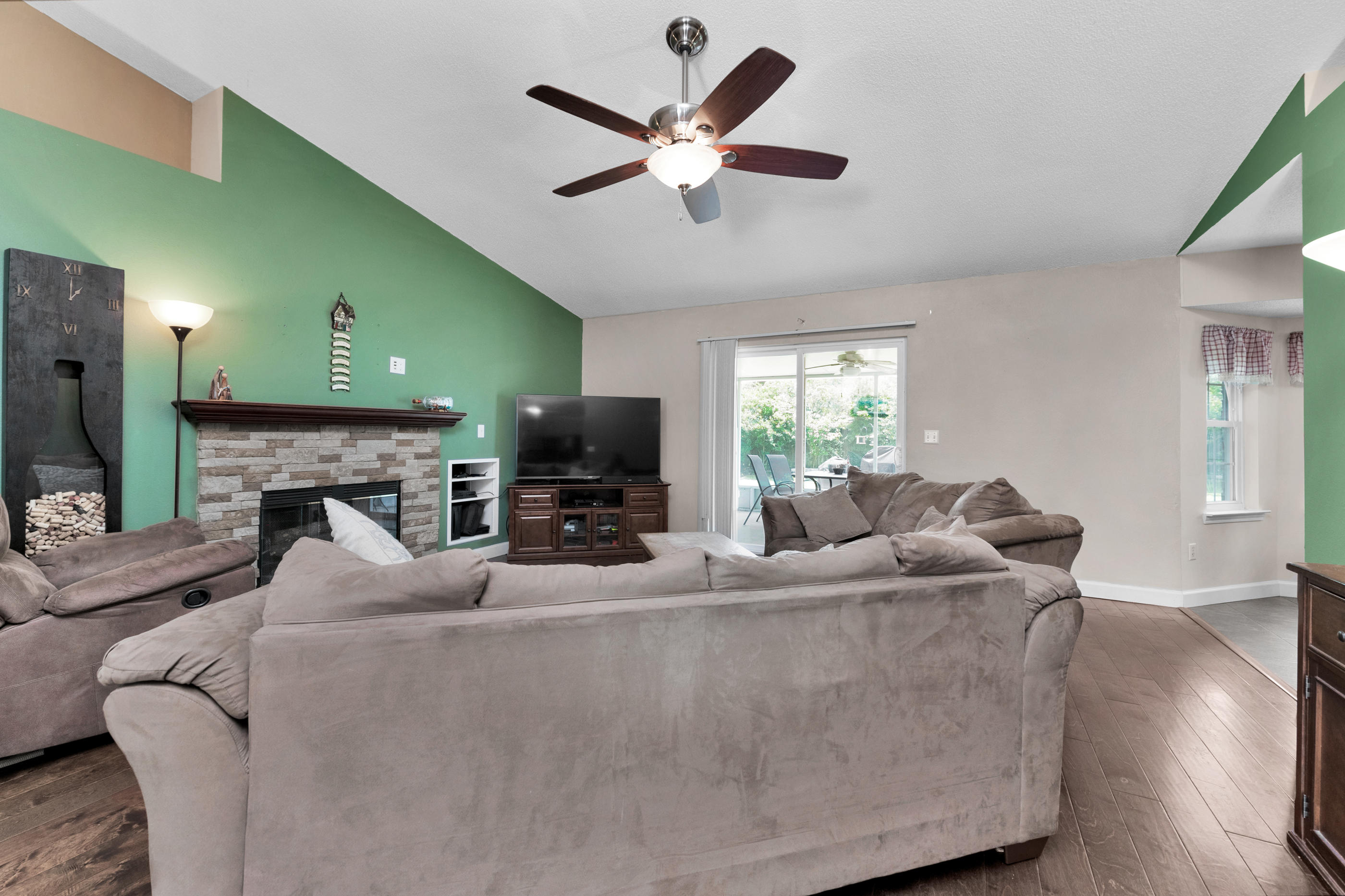 WESTVIEW ESTATES PH 1 - Residential