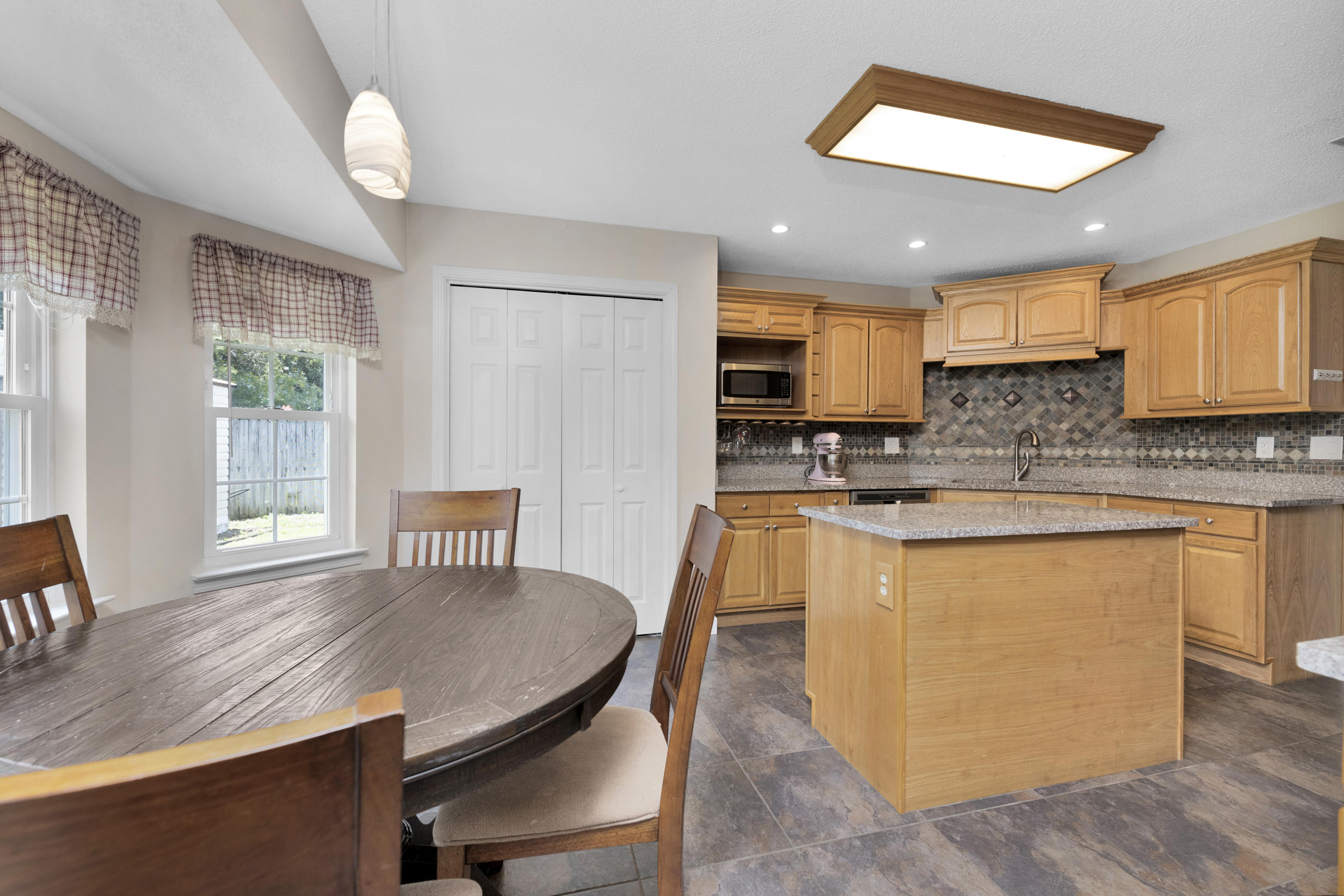 WESTVIEW ESTATES PH 1 - Residential