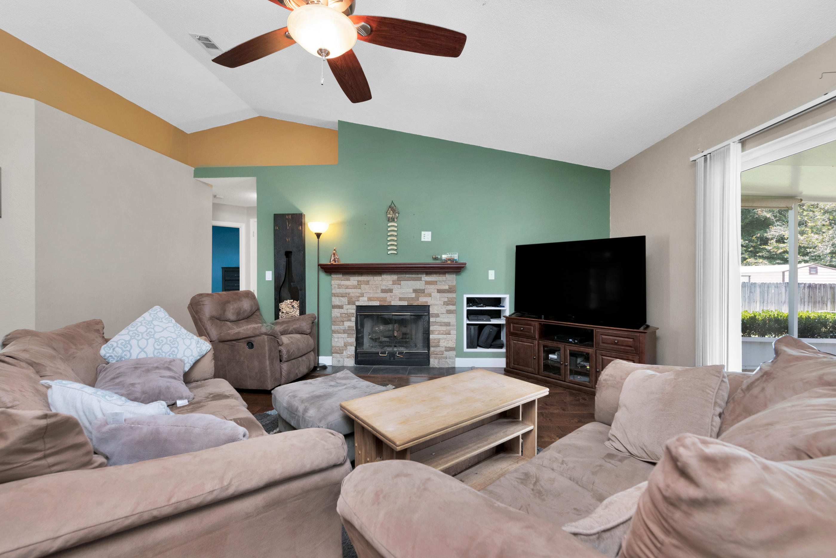 WESTVIEW ESTATES PH 1 - Residential