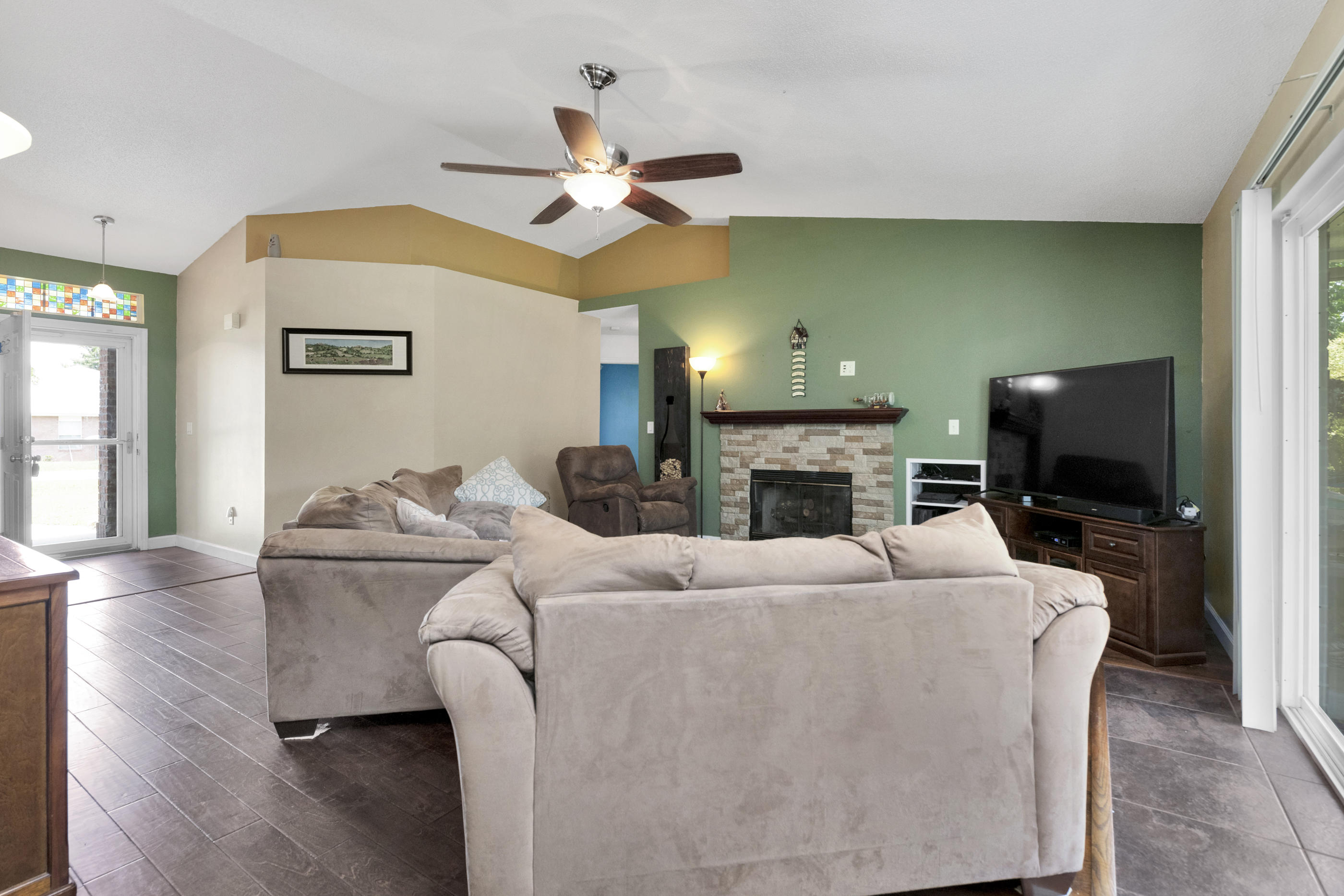 WESTVIEW ESTATES PH 1 - Residential