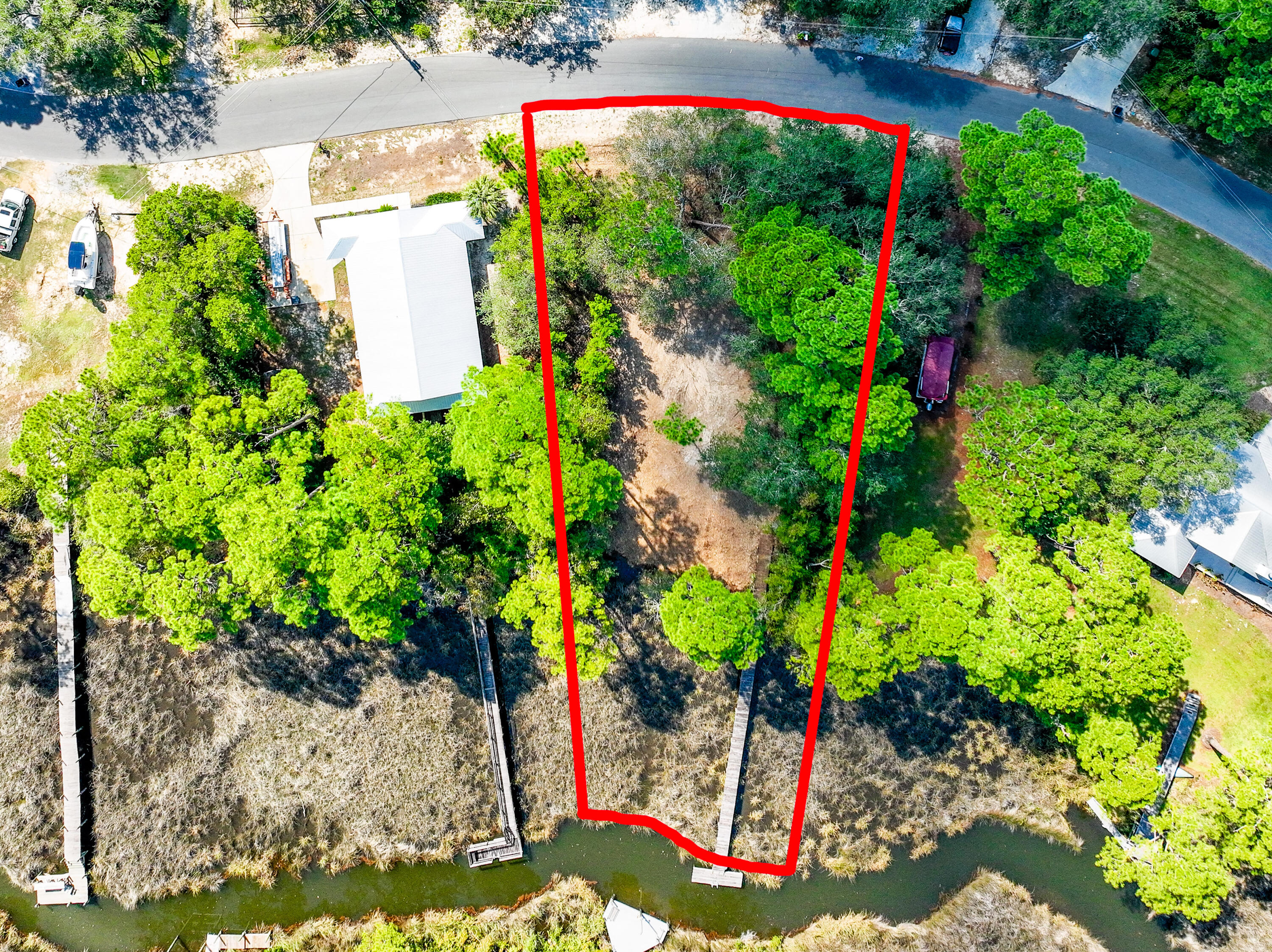 BAY PINE SHORES - Land