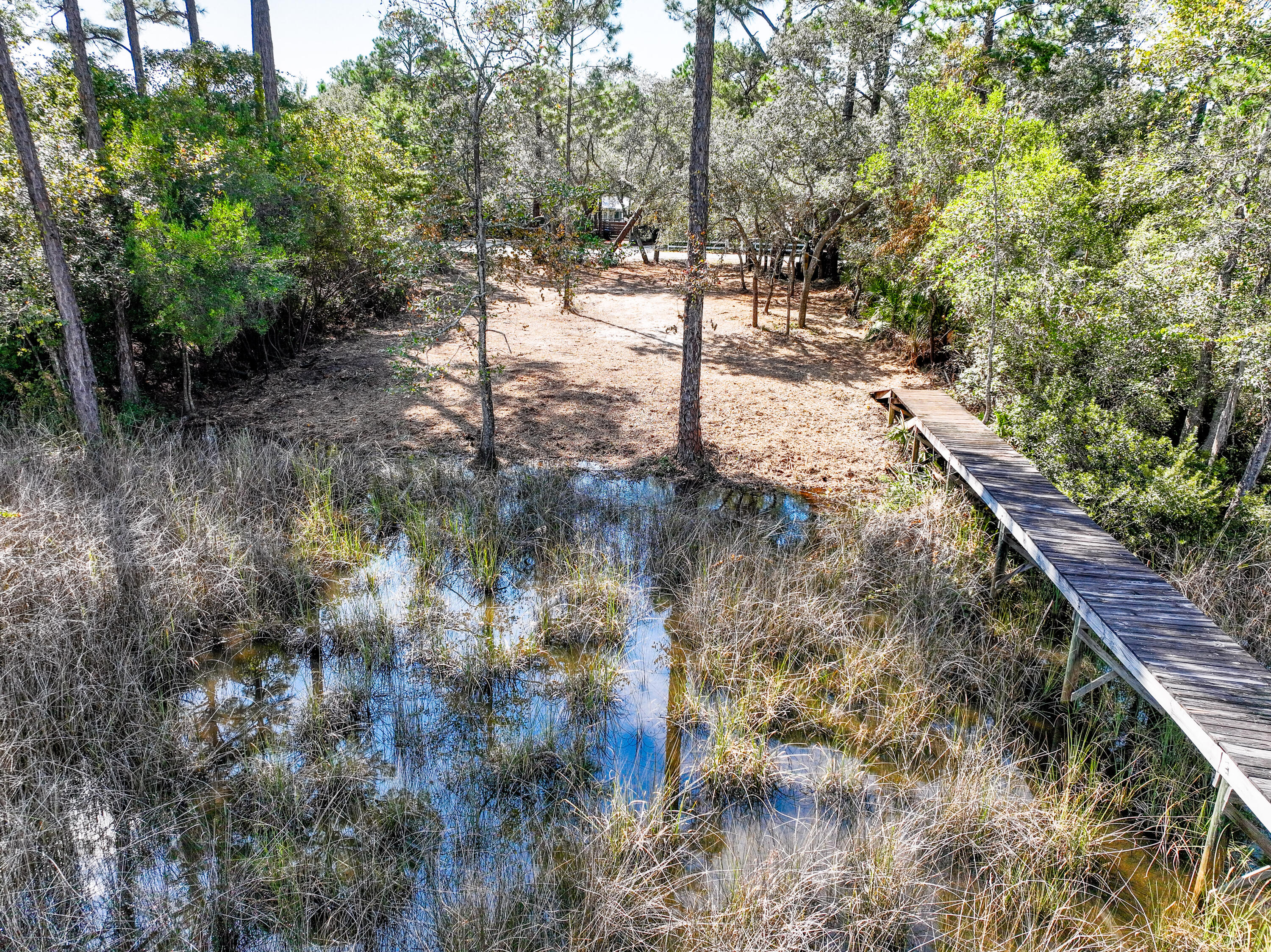 BAY PINE SHORES - Land