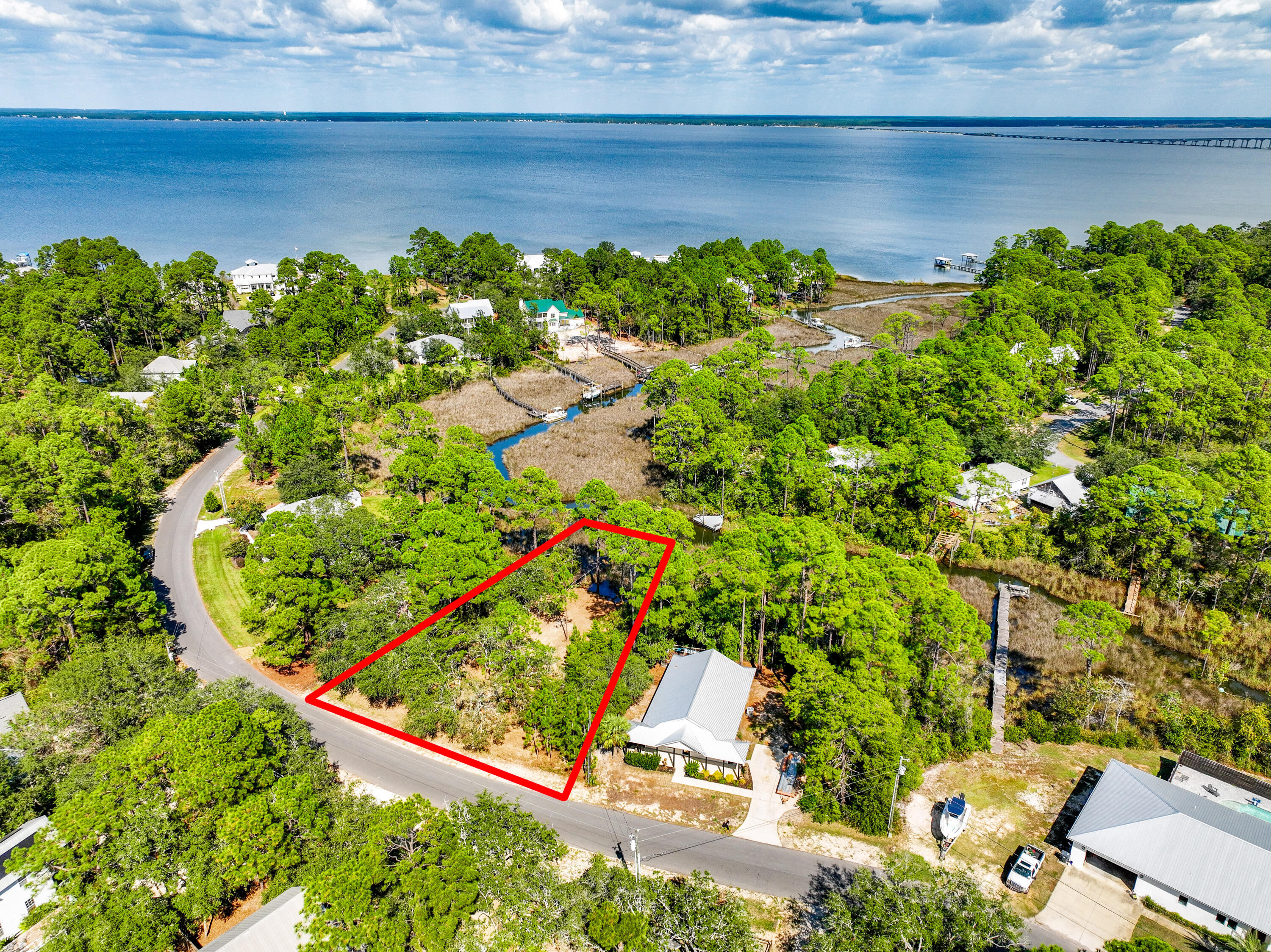 BAY PINE SHORES - Land