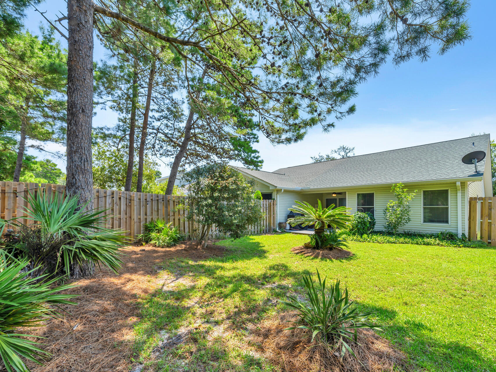 ESCADA - Residential