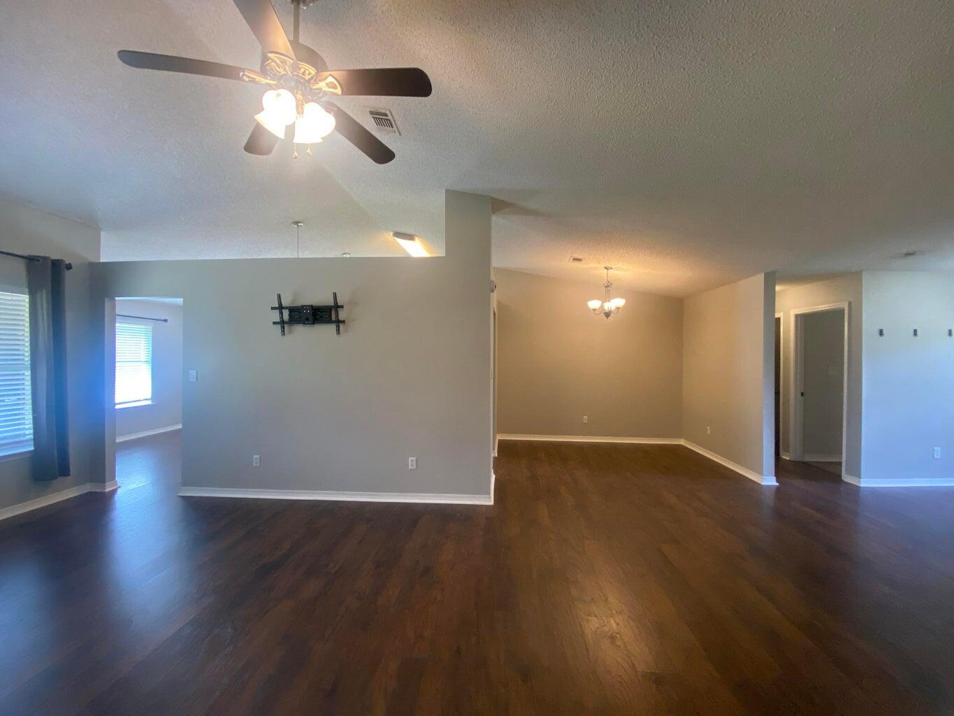 BISCAYNE POINTE - Residential