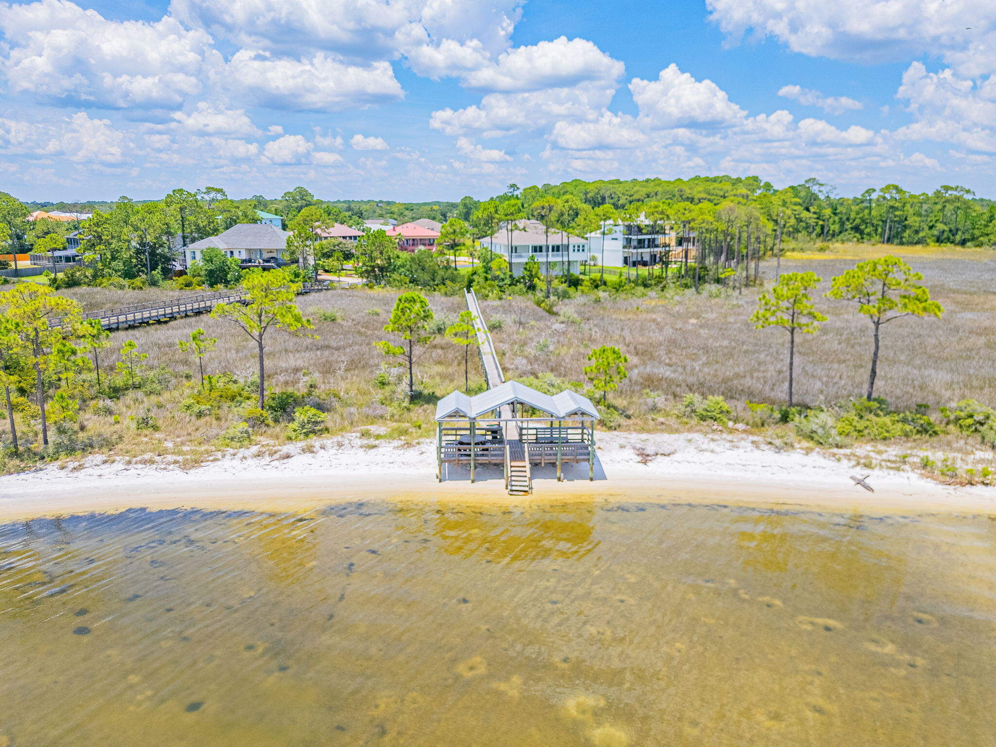 BISCAYNE POINTE - Residential