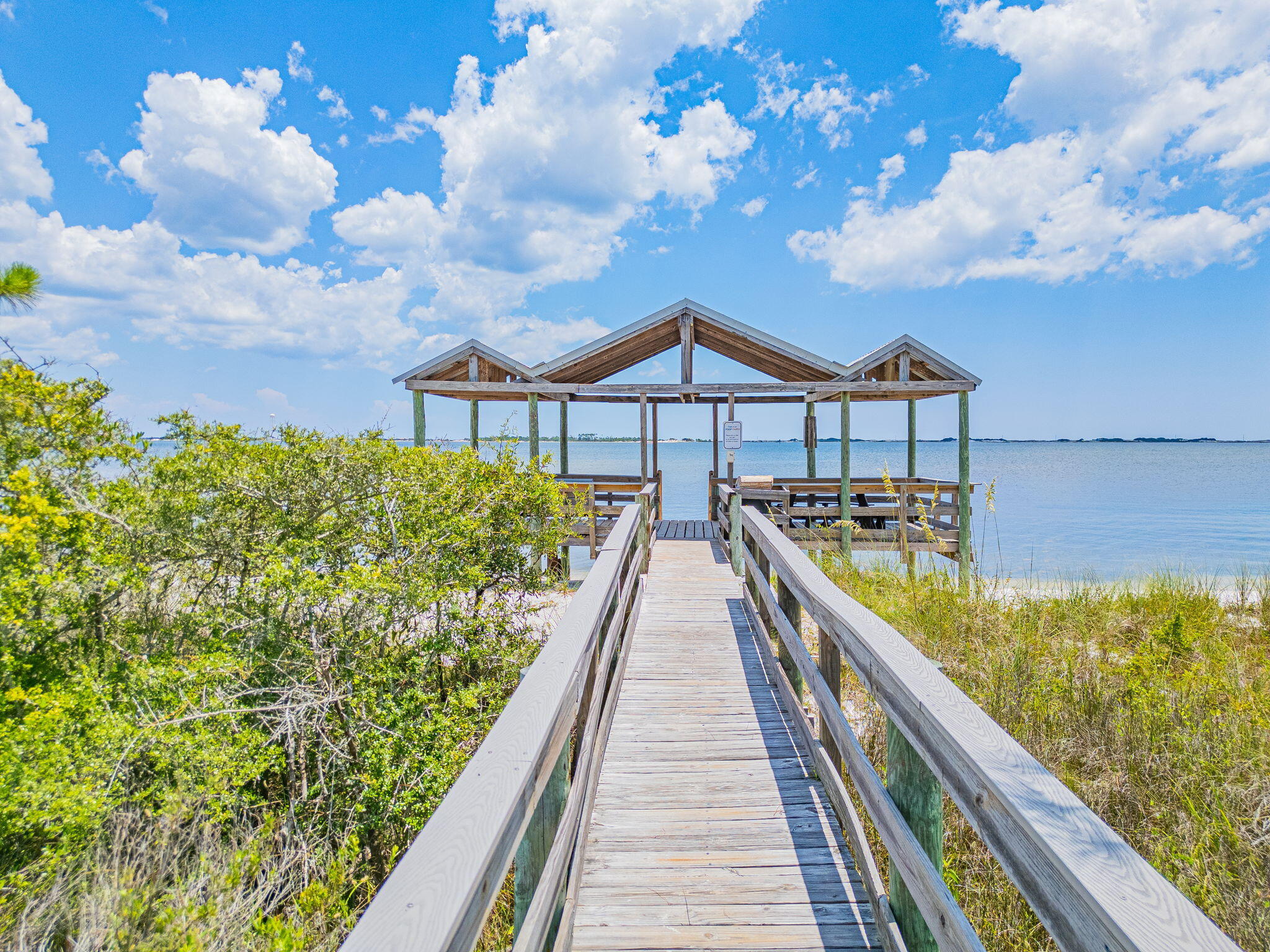 BISCAYNE POINTE - Residential