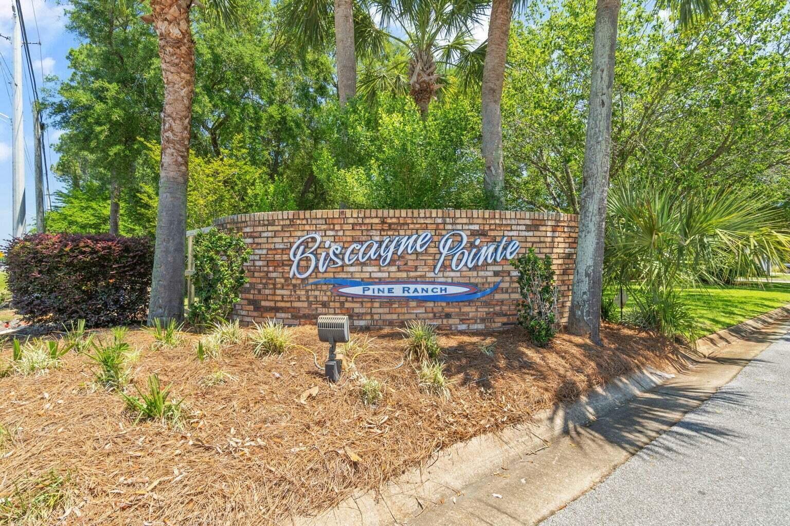BISCAYNE POINTE - Residential