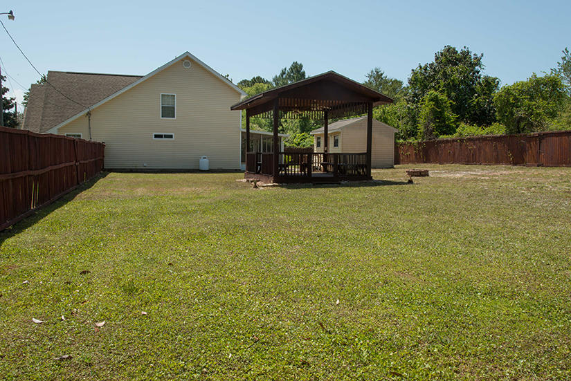 BROOKWOOD - Residential Lease