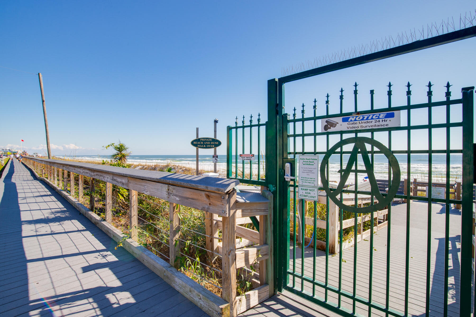 AVALON BEACH ESTATES - Residential