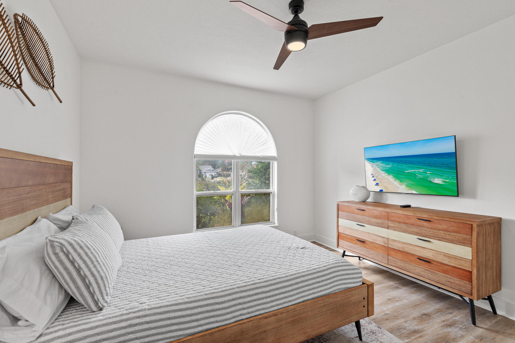 AVALON BEACH ESTATES - Residential