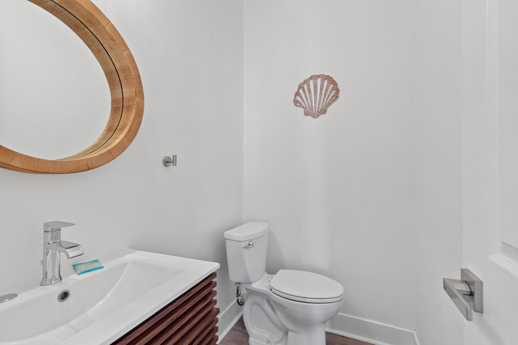 AVALON BEACH ESTATES - Residential