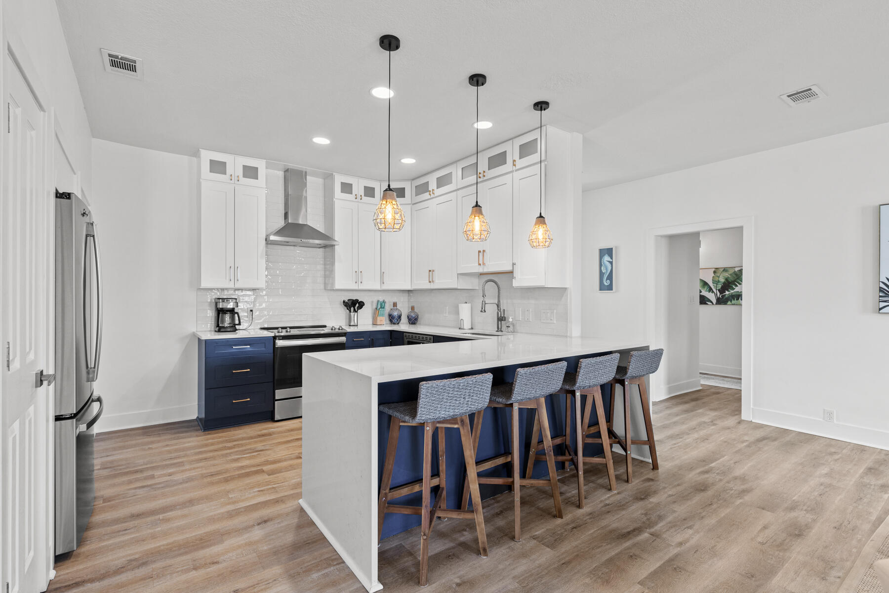 AVALON BEACH ESTATES - Residential