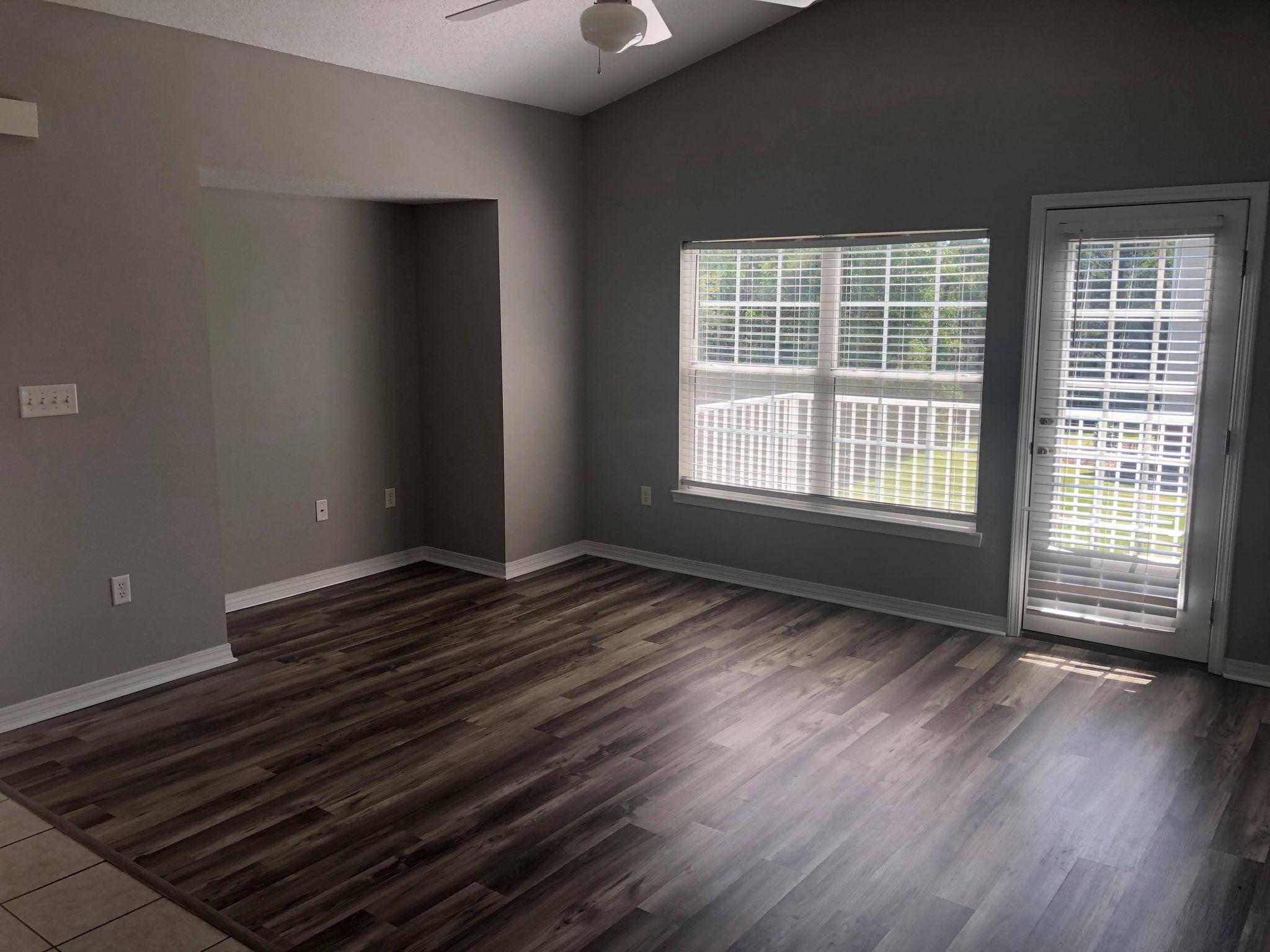 THE OAKS AT NICEVILLE - Residential