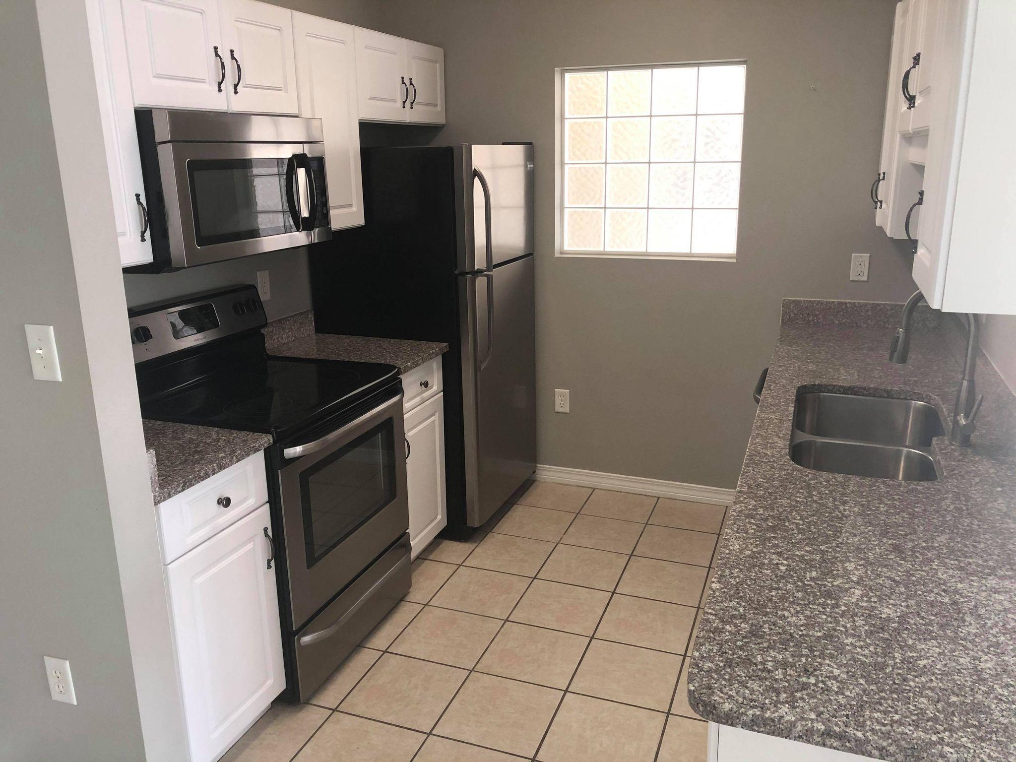 THE OAKS AT NICEVILLE - Residential