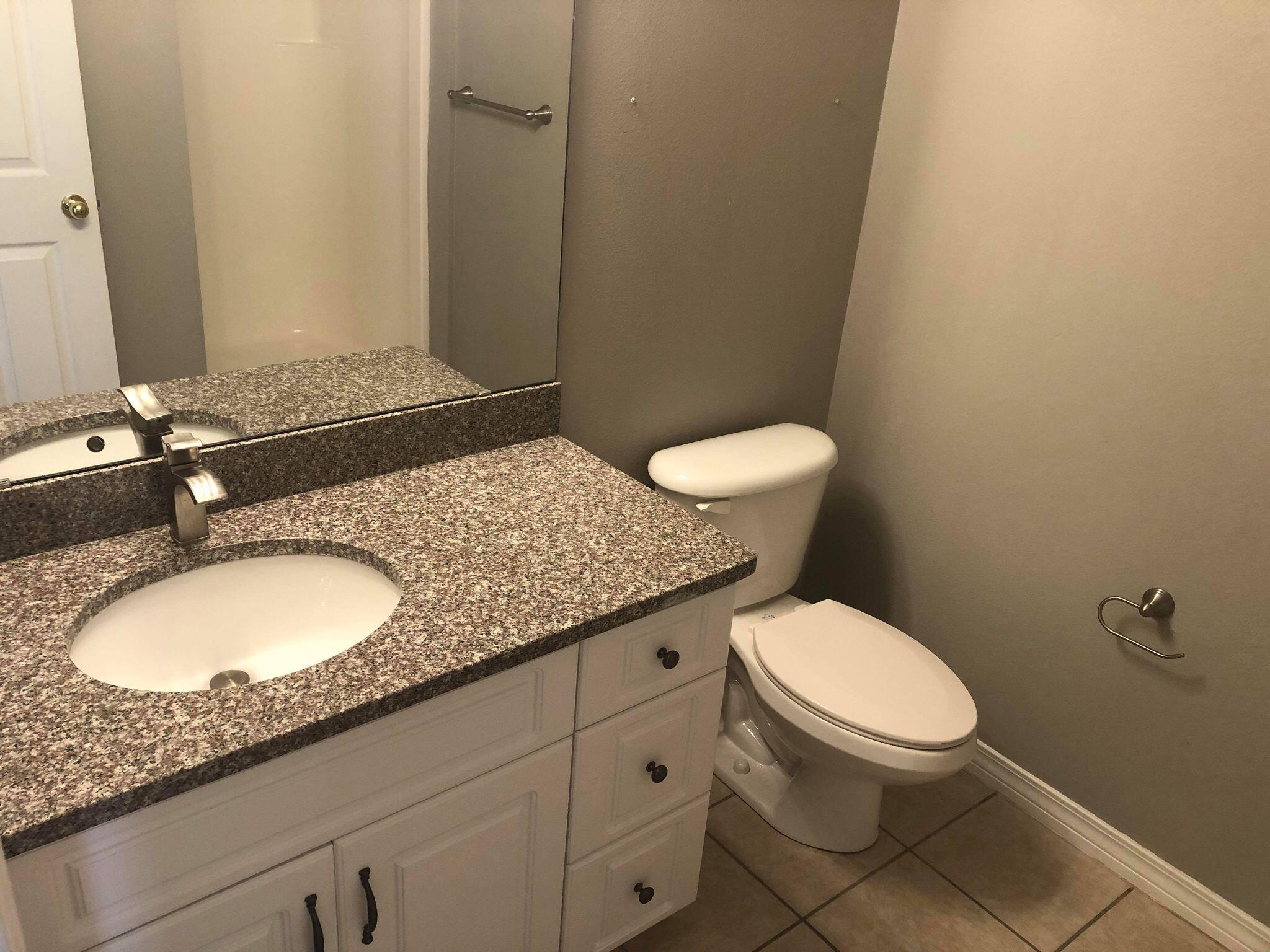 THE OAKS AT NICEVILLE - Residential