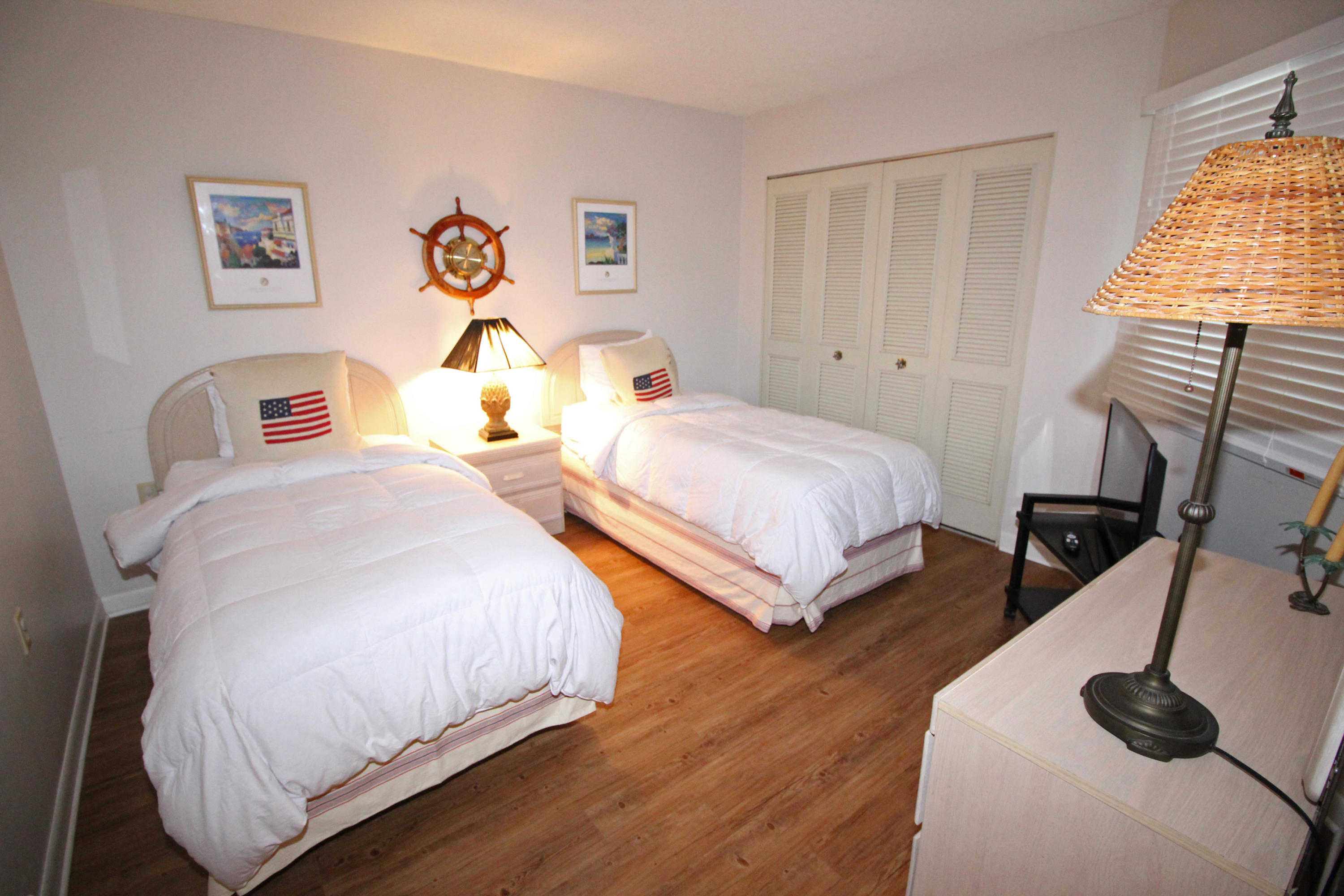 BREAKERS OF FWB PH 1 - Residential