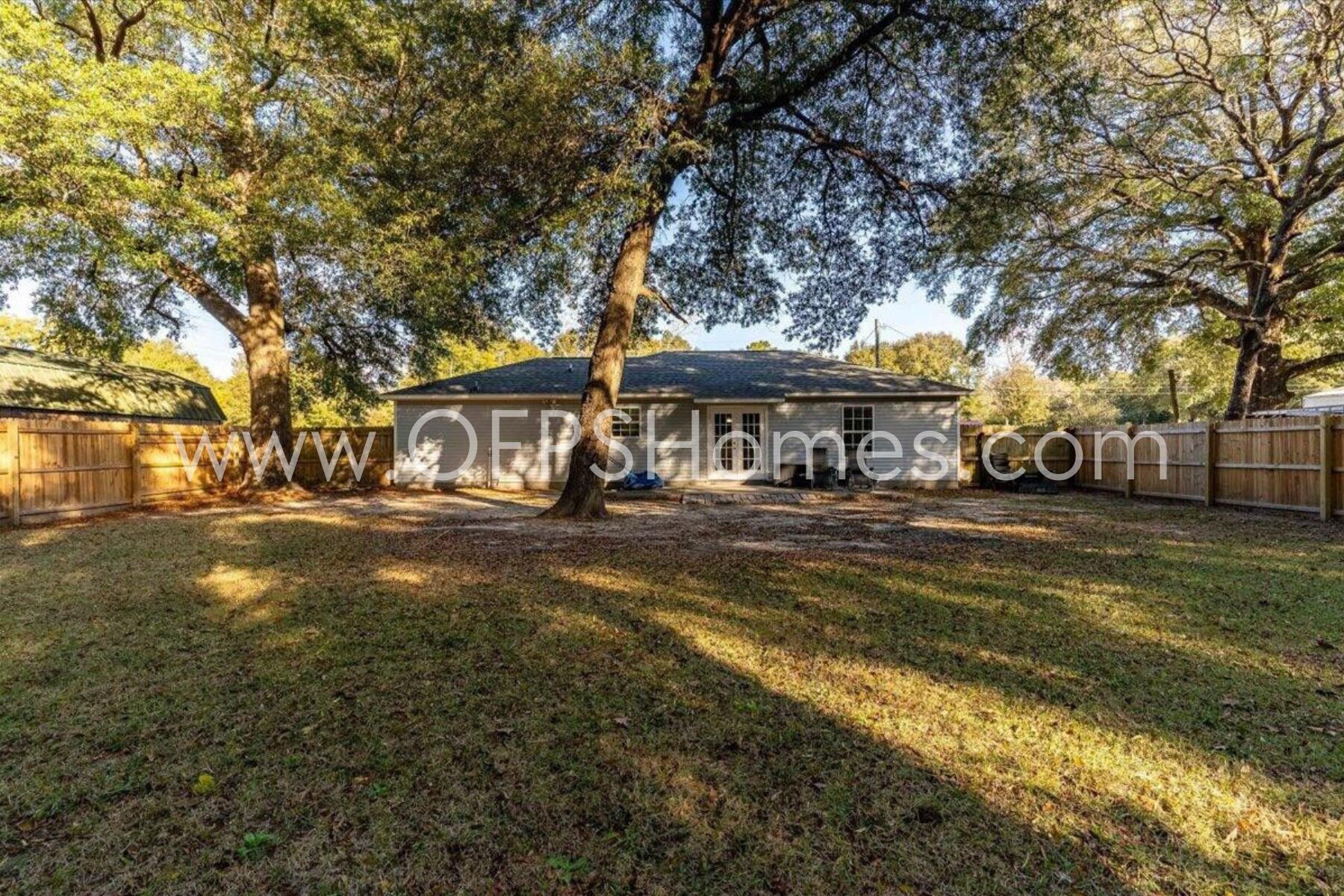 DORIS ALENE - Residential Lease