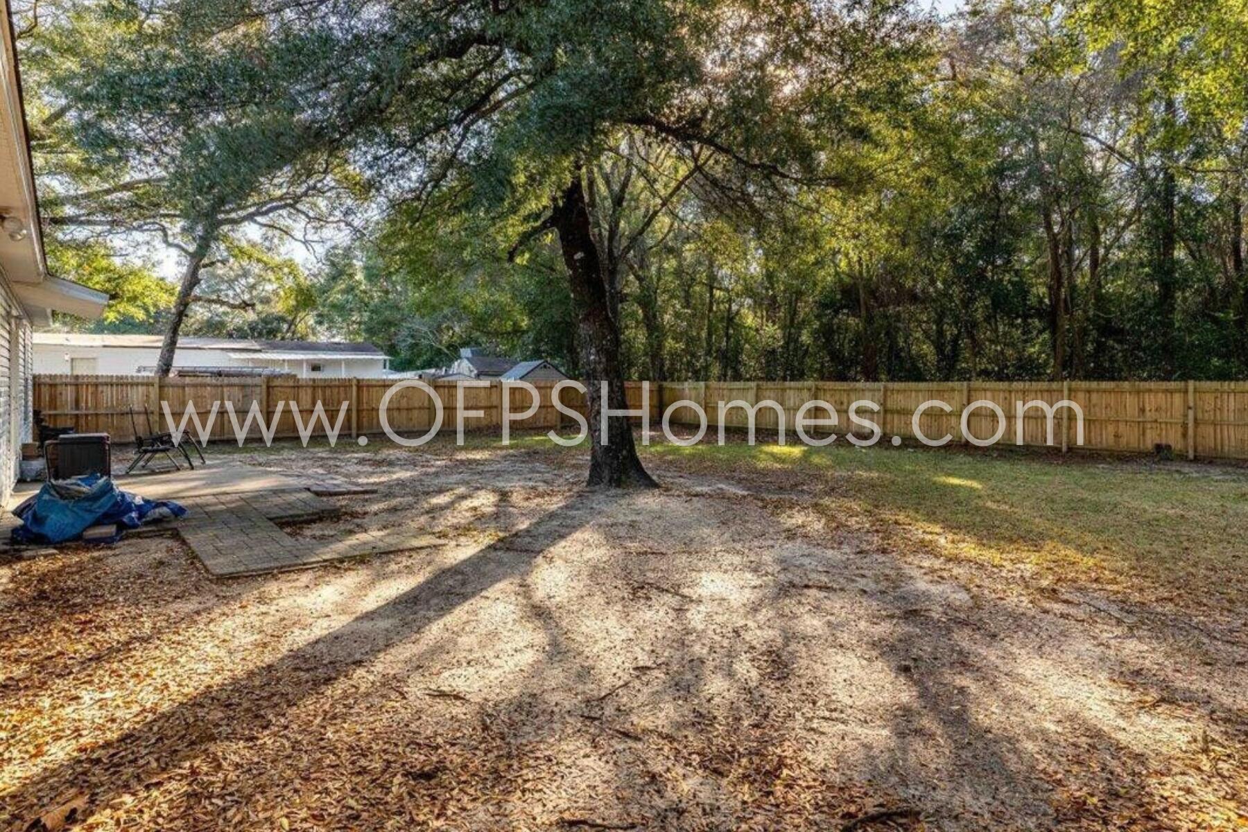 DORIS ALENE - Residential Lease