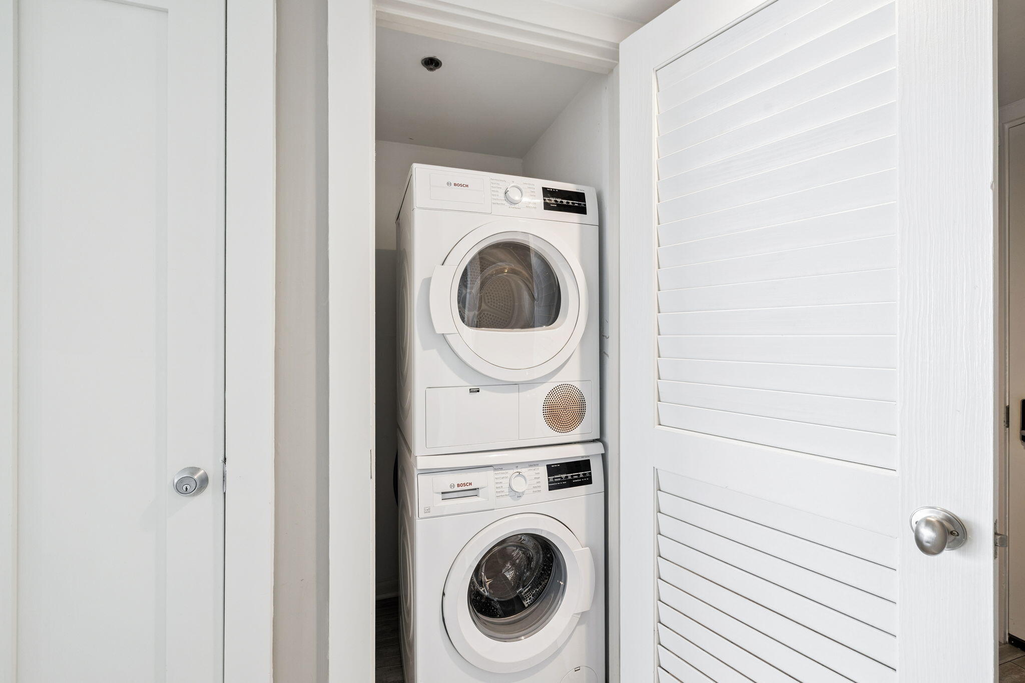 ONE SEAGROVE PLACE CONDO - Residential