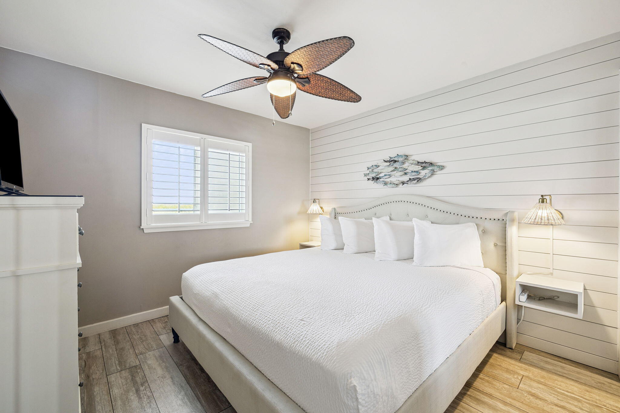 ONE SEAGROVE PLACE CONDO - Residential