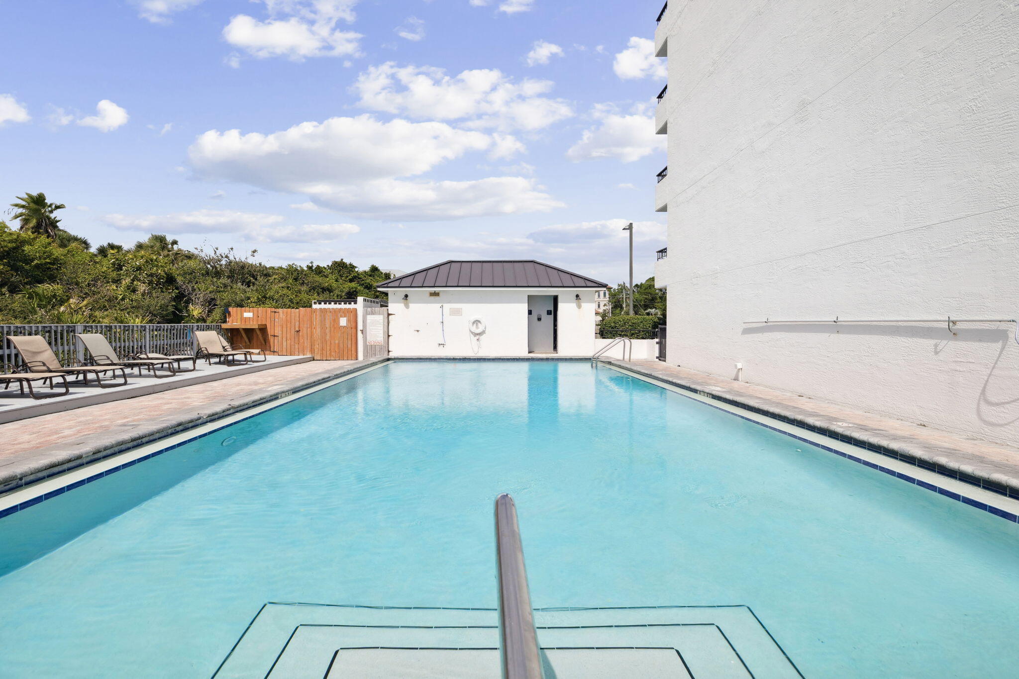 ONE SEAGROVE PLACE CONDO - Residential