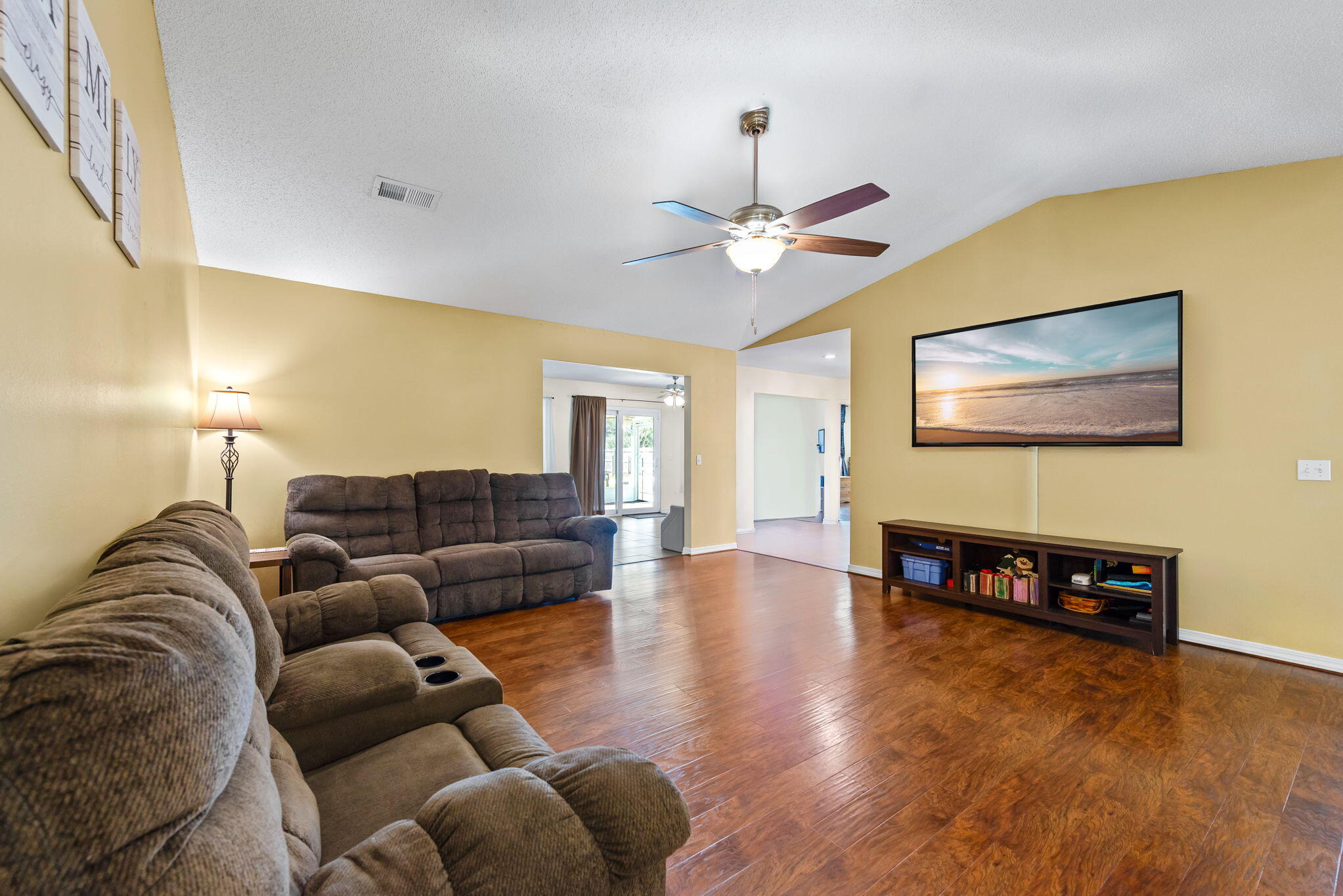 HOLLEY BY THE SEA - Residential