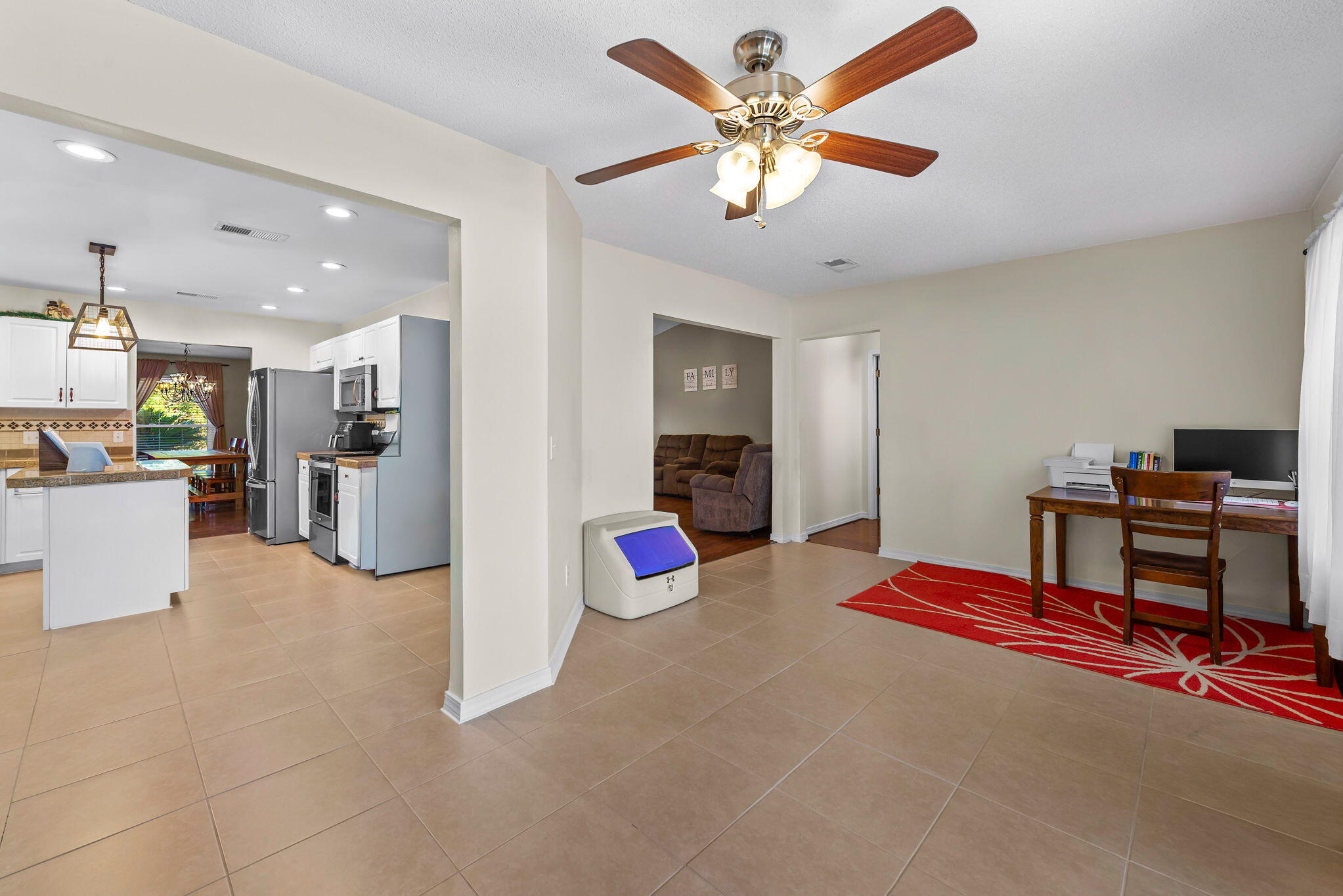 HOLLEY BY THE SEA - Residential