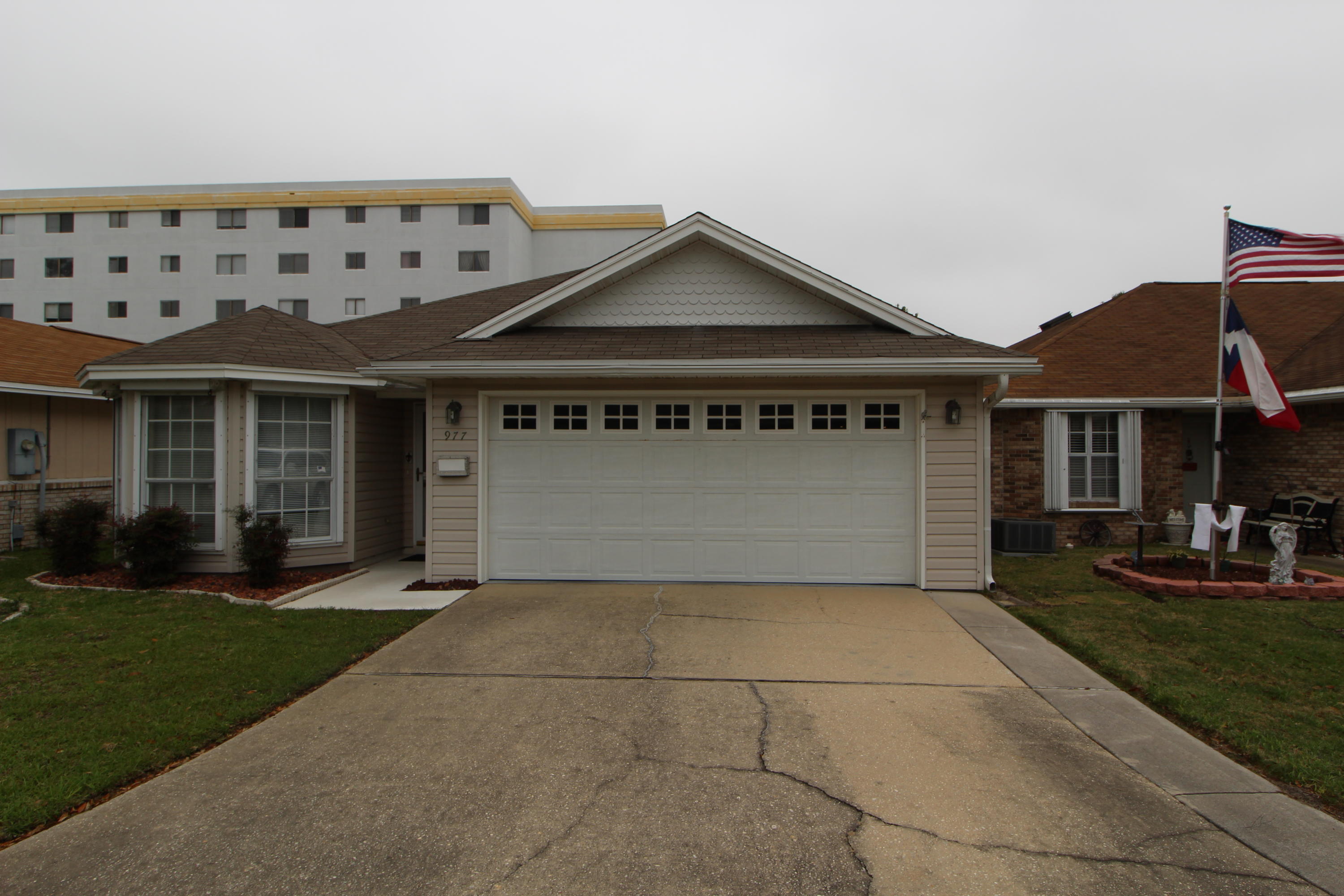 DONLABROOK GARDYNS - Residential