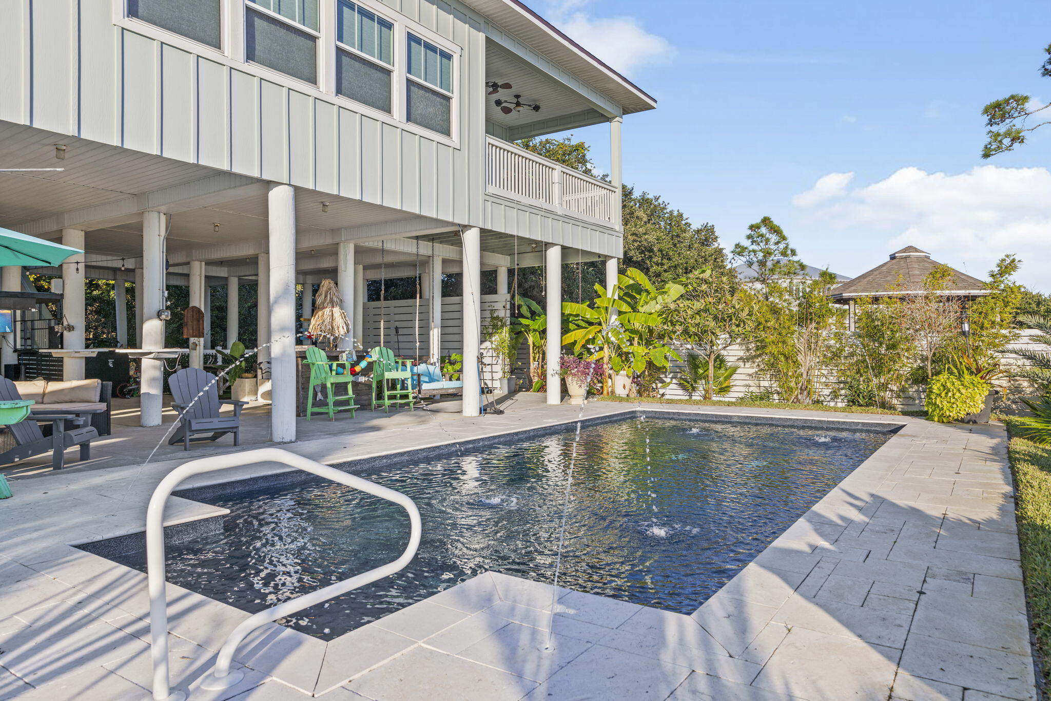 SPARKLING WATERS - Residential