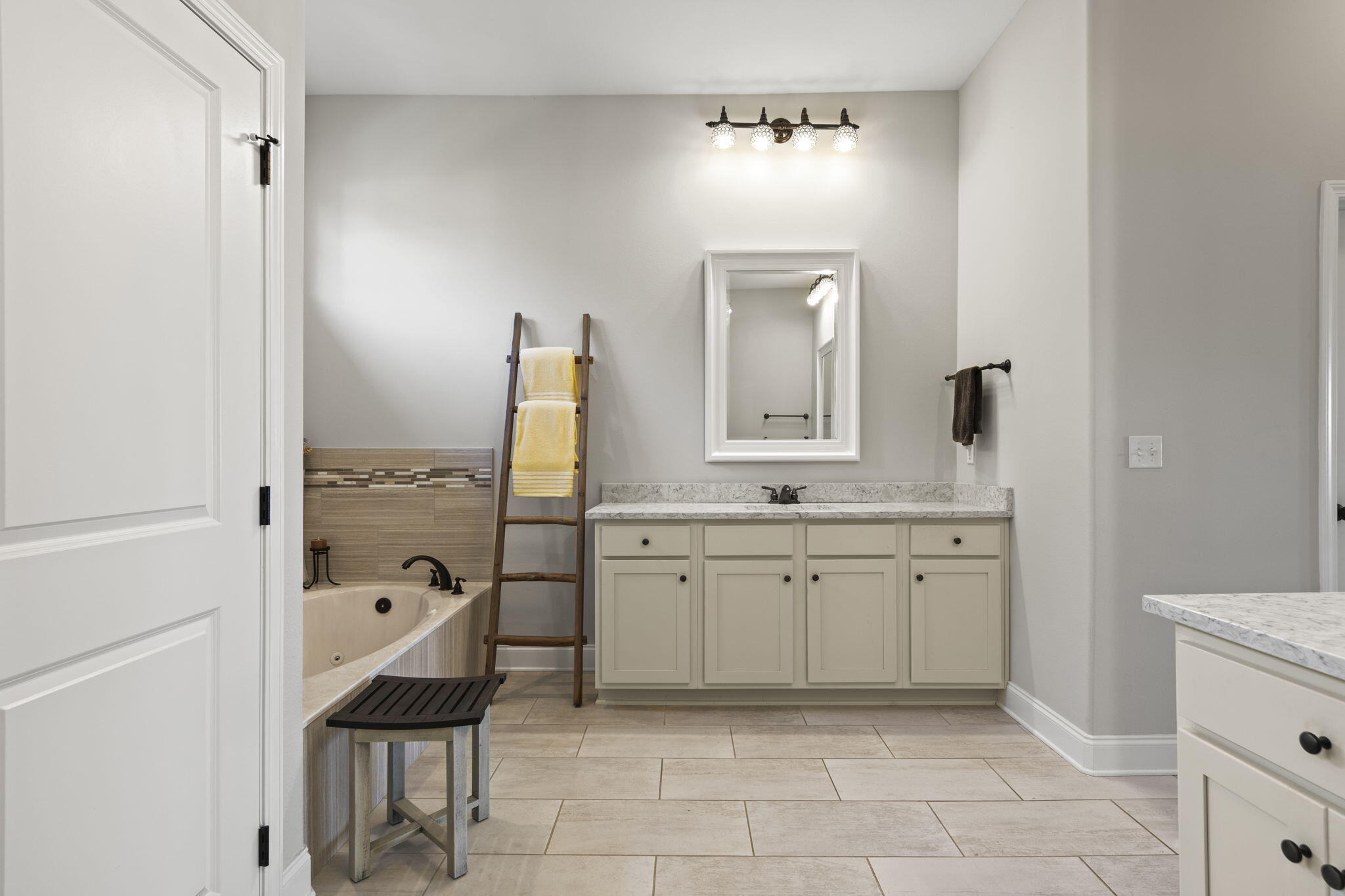 SPARKLING WATERS - Residential