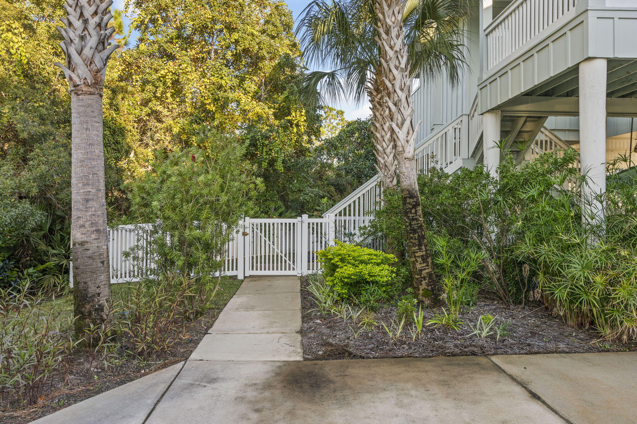 SPARKLING WATERS - Residential