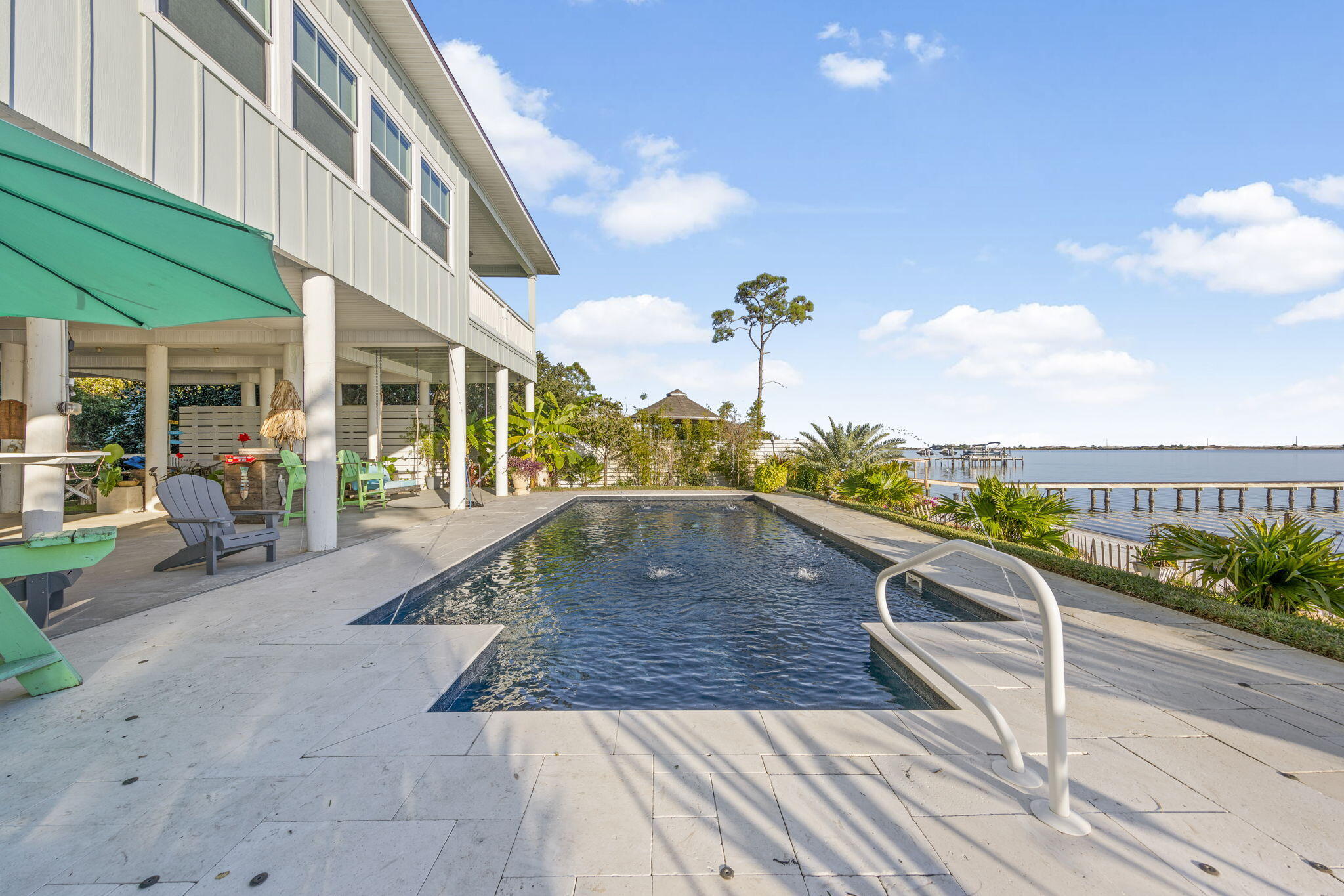 SPARKLING WATERS - Residential