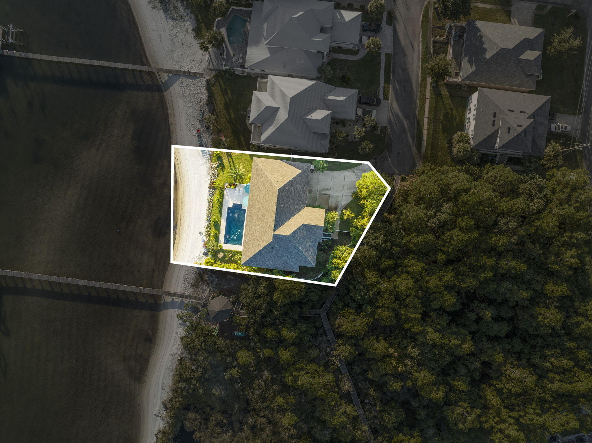 SPARKLING WATERS - Residential