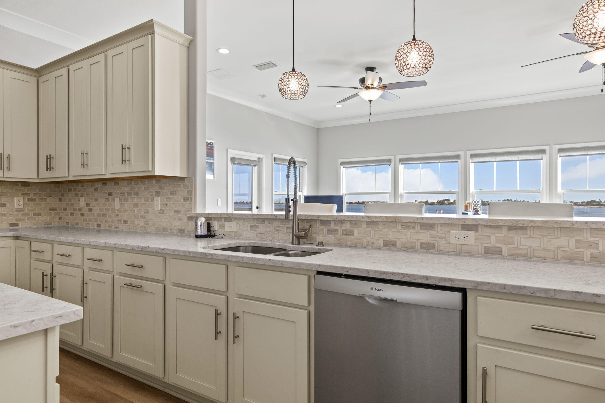 SPARKLING WATERS - Residential